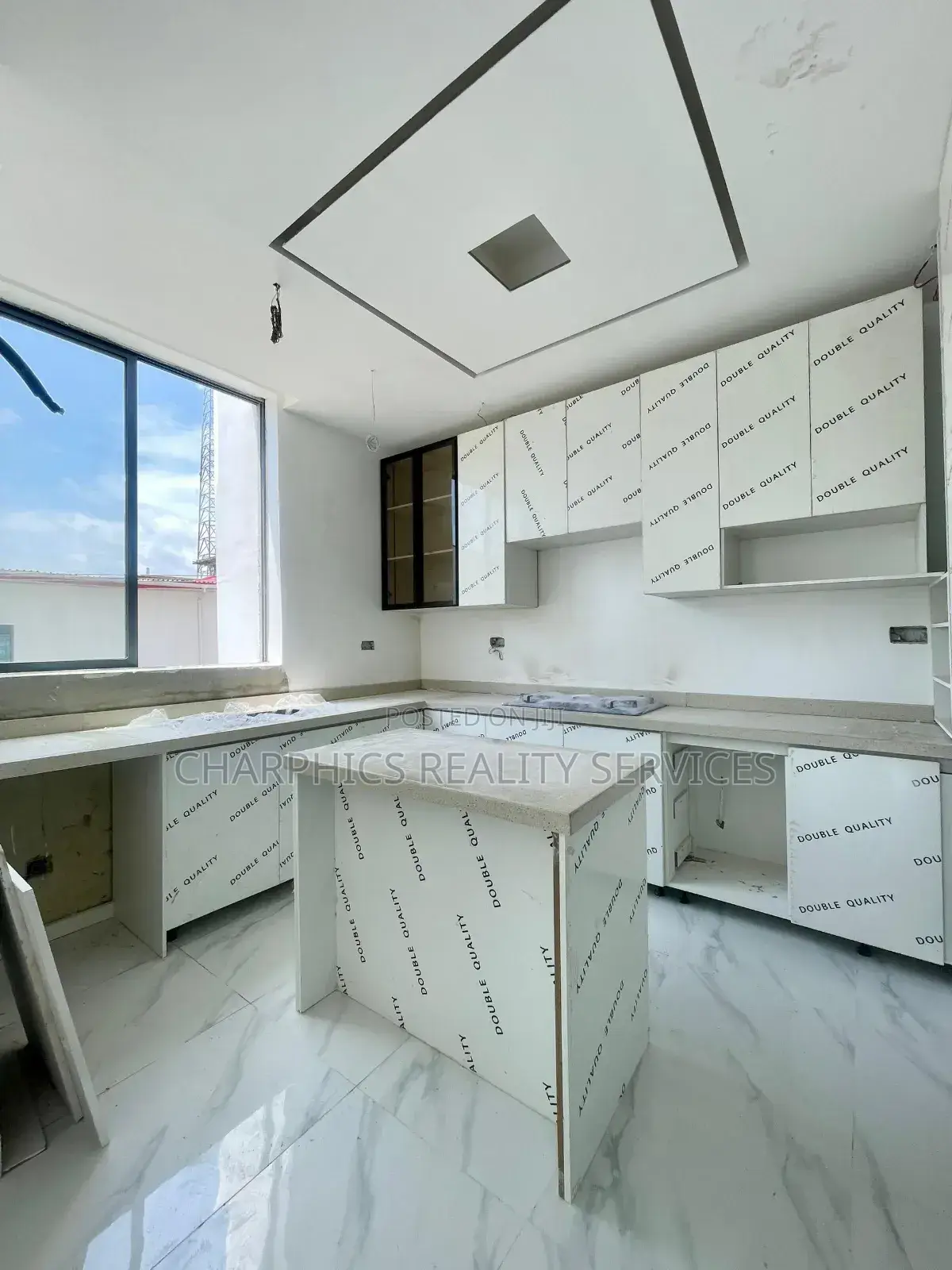 2bdrm Apartment in Lekki Phase 1 for sale