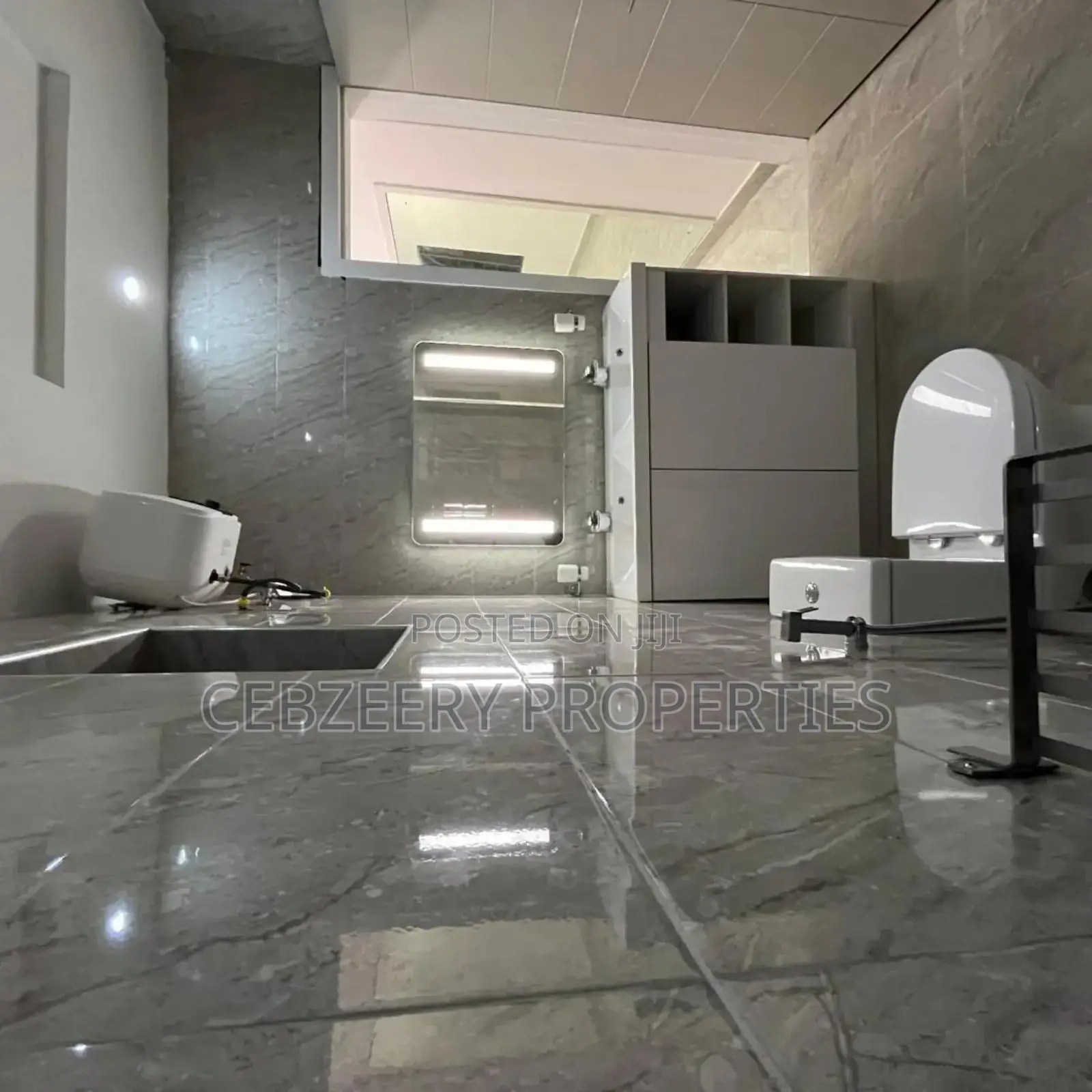 5bdrm Duplex in GRA Phase 1 for sale