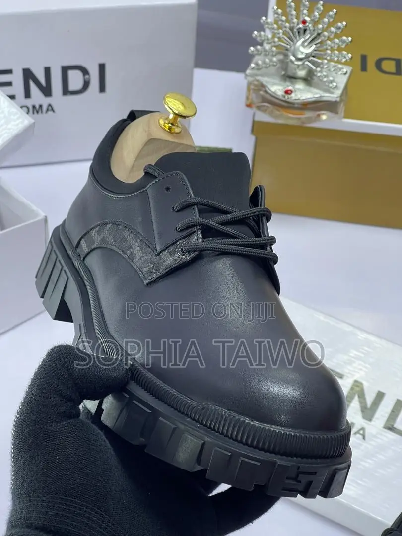 Luxury Fendi Shoe