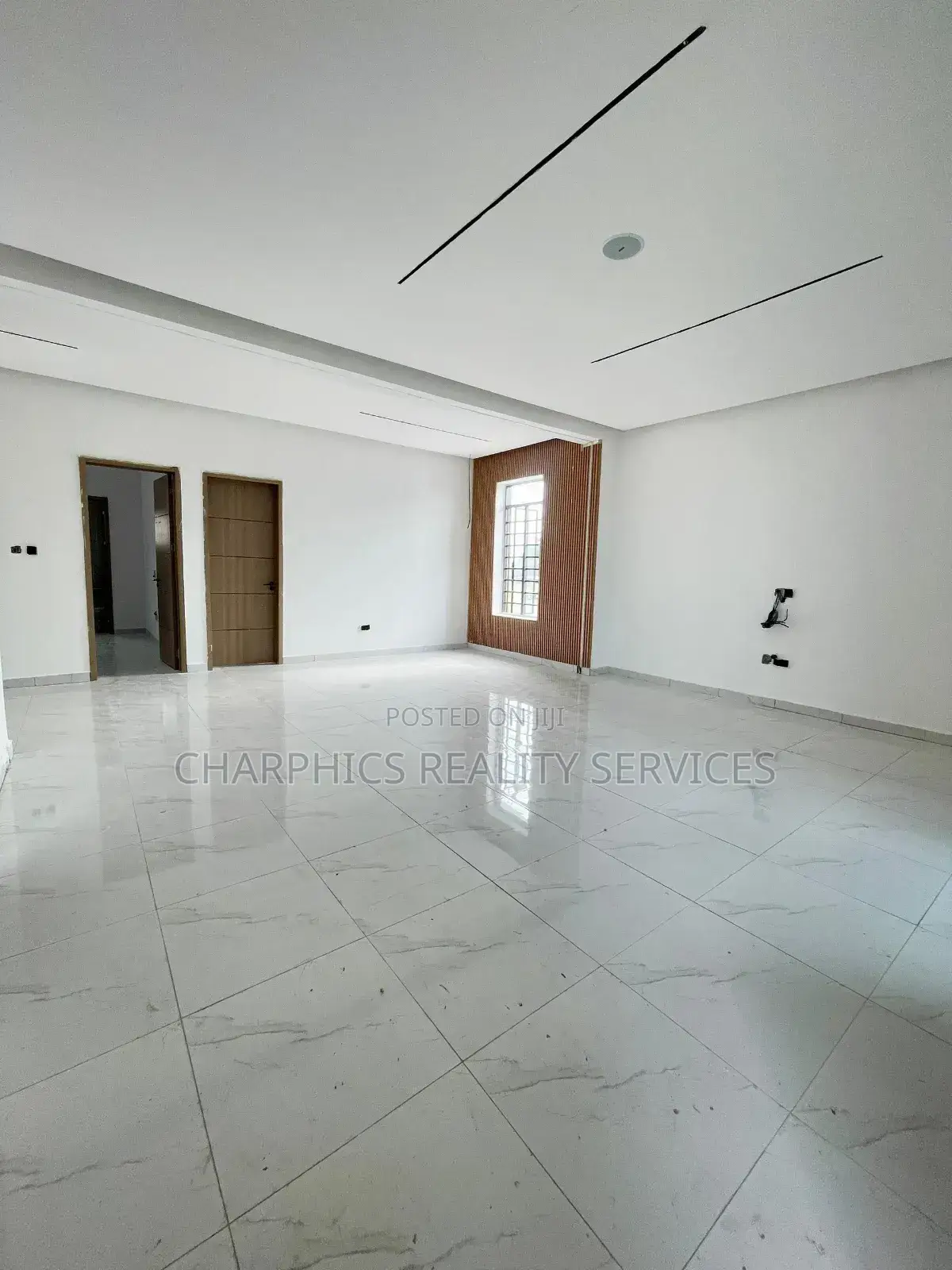 2bdrm Apartment in Lekki Phase 1 for sale