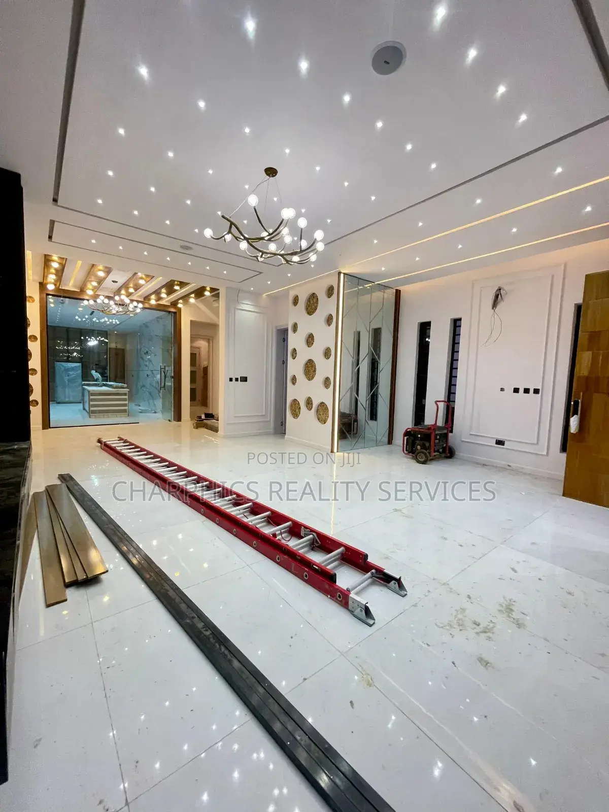 5bdrm Duplex in Lekki for sale