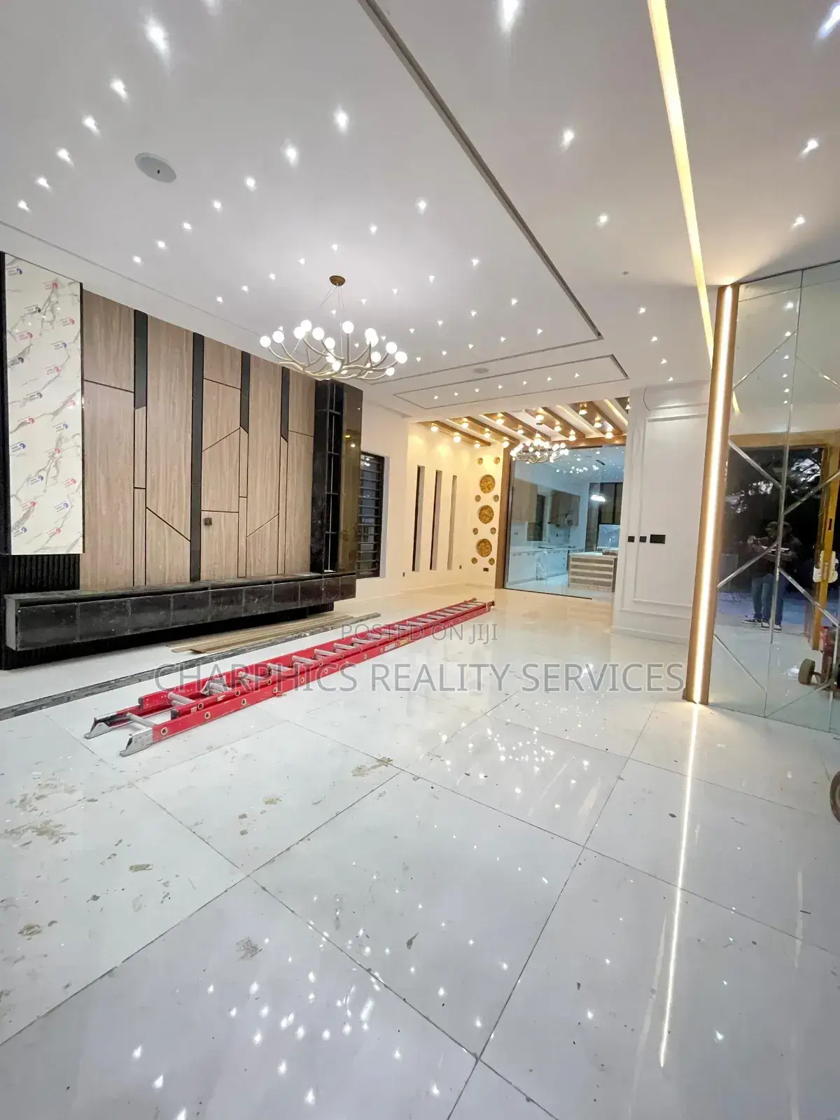5bdrm Duplex in Lekki for sale