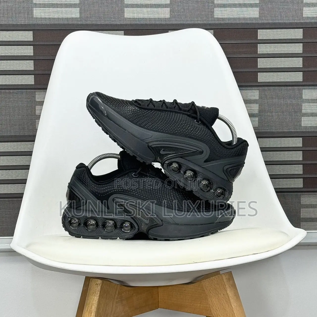 Original Nike Air Max DN Sneakers in Four Colors Ways