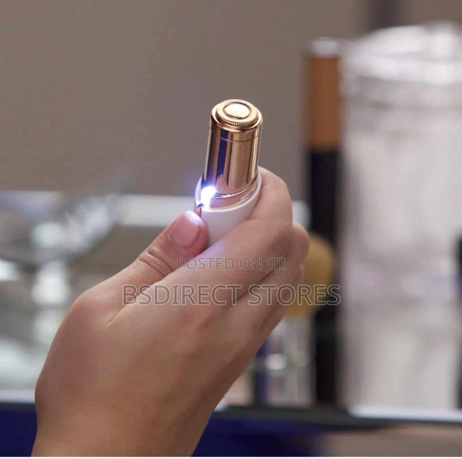 JML WHITE Finishing Touch Flawless The Discreet Hair Remover