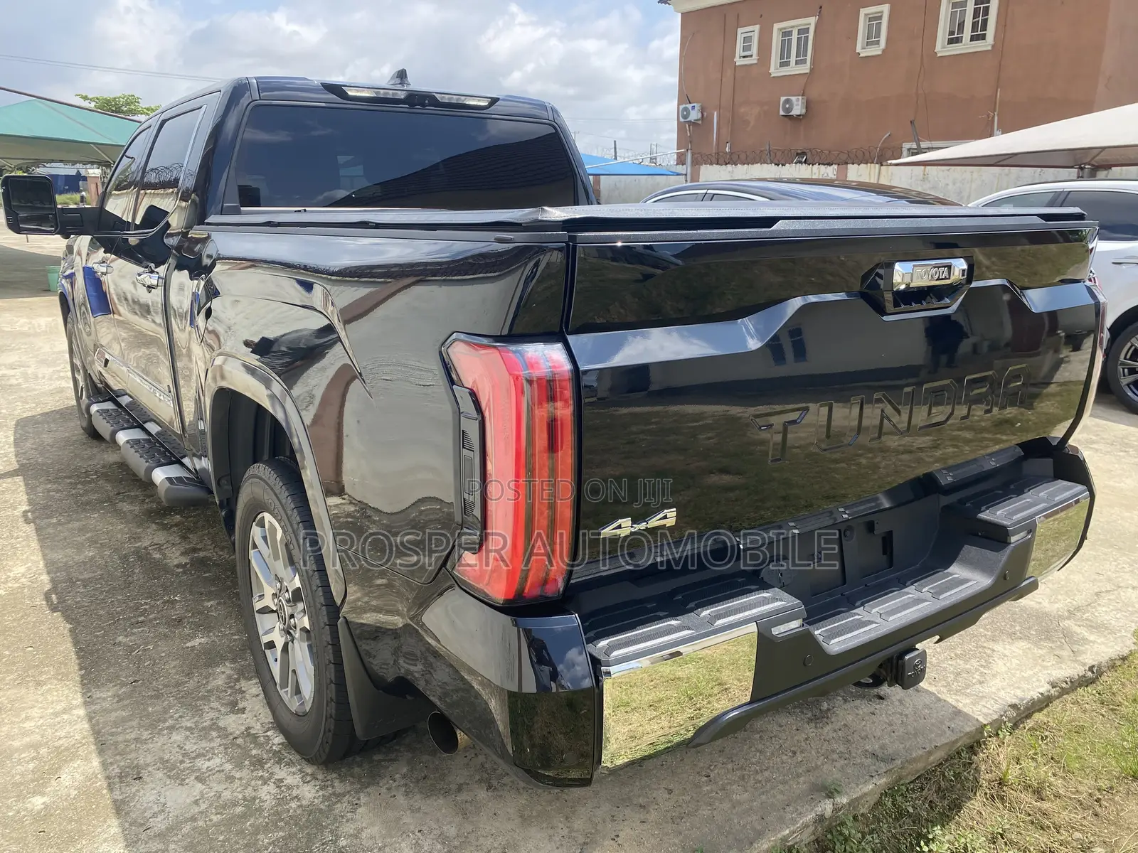 Toyota Tundra 1794 2022 Black
