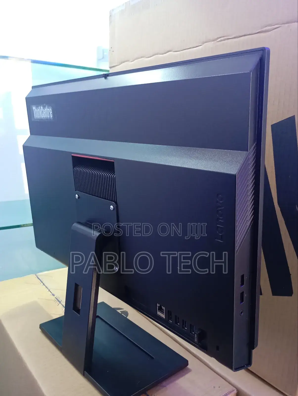 New Lenovo ThinkCentre M810z AIO 8GB Intel Core I5 HDD 1T