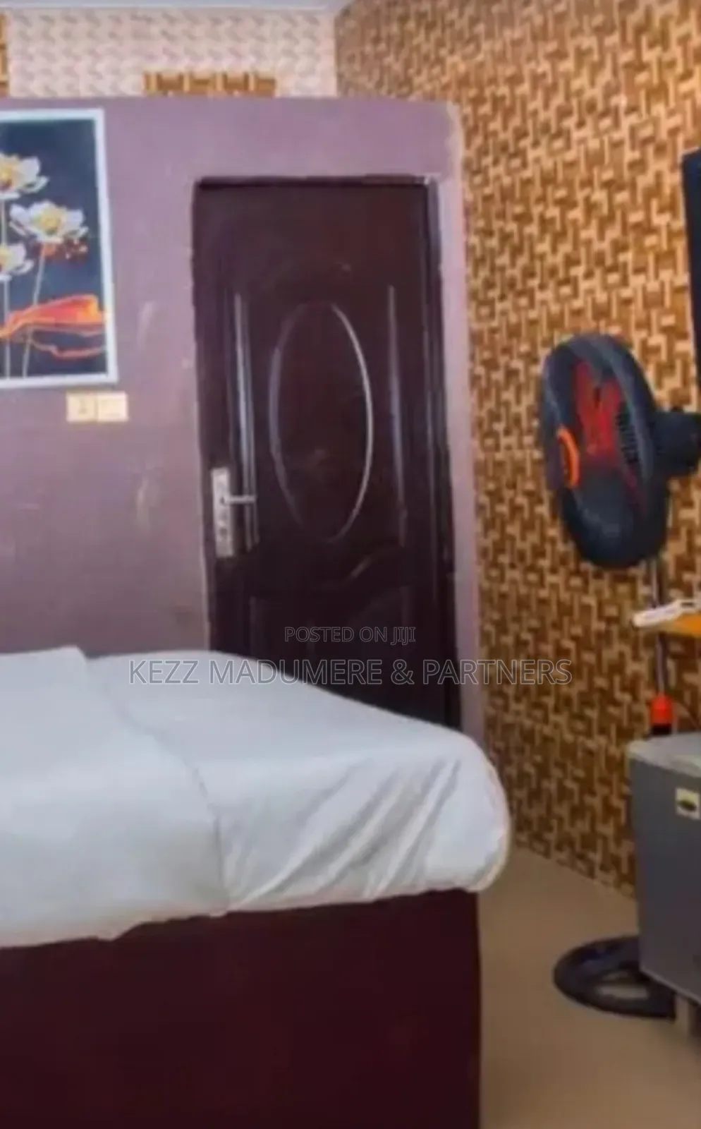 For Sale : 20 Rooms Hotel on 4 Plots in Owerri , Imo State