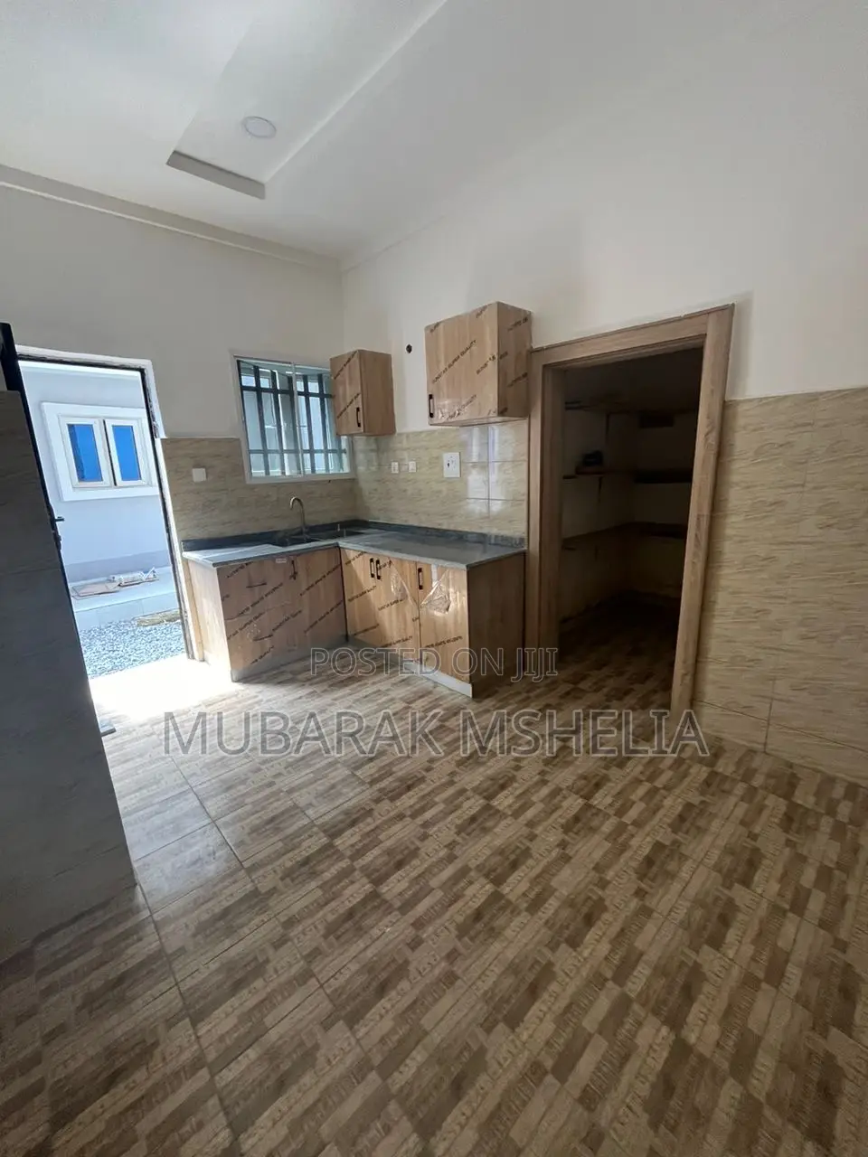 3bdrm Bungalow in Mbora for sale
