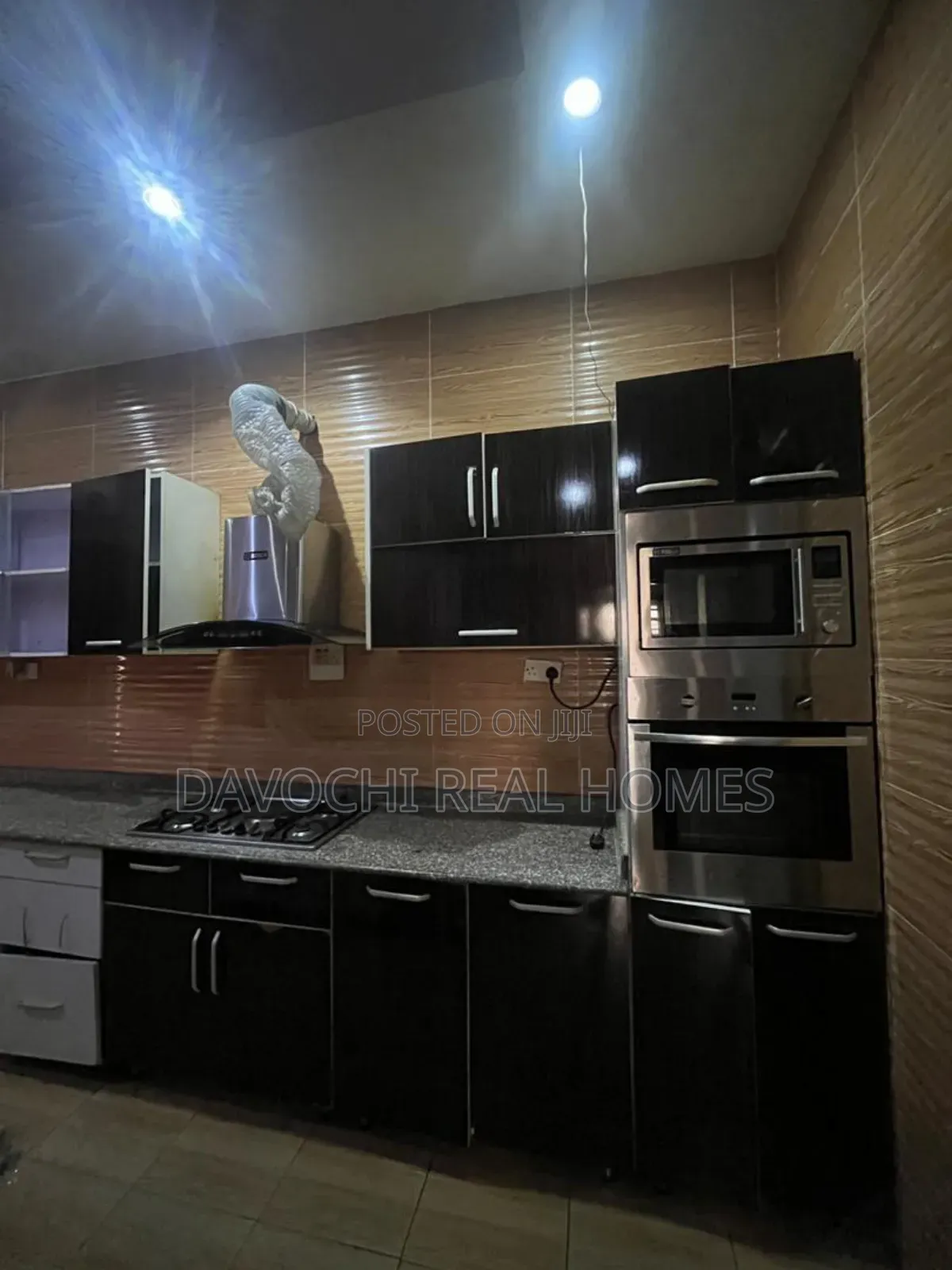 5bdrm Duplex in Agugigi Estate, Lekki for rent