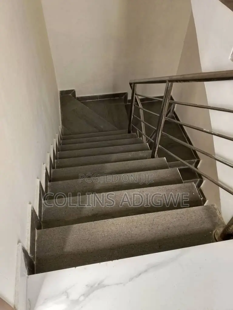 2bdrm Apartment in Gated Estate Ologolo for sale
