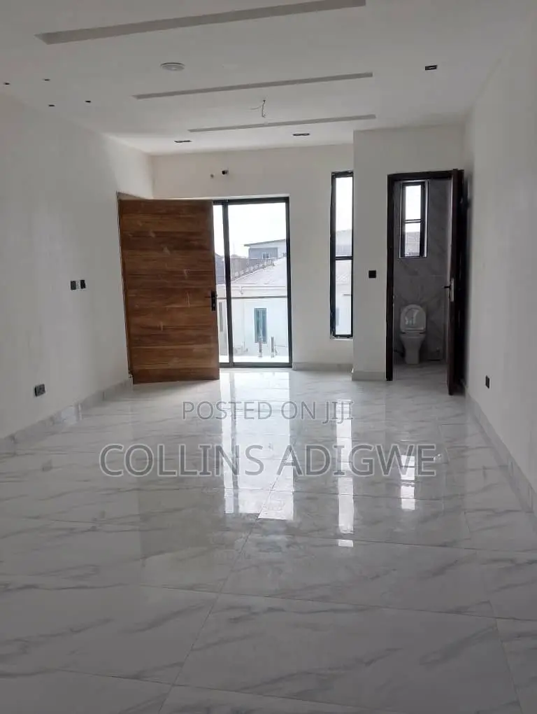 2bdrm Apartment in Gated Estate Ologolo for sale