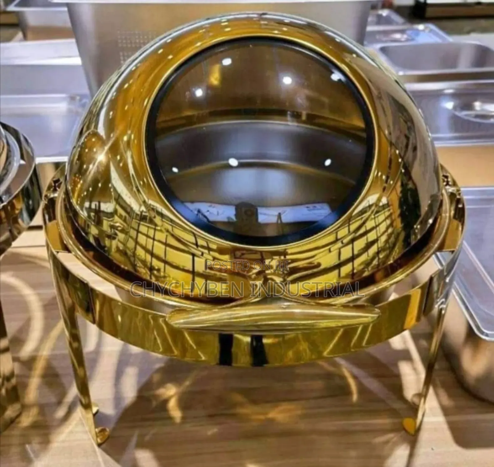 Gold Round Chaffing Dish
