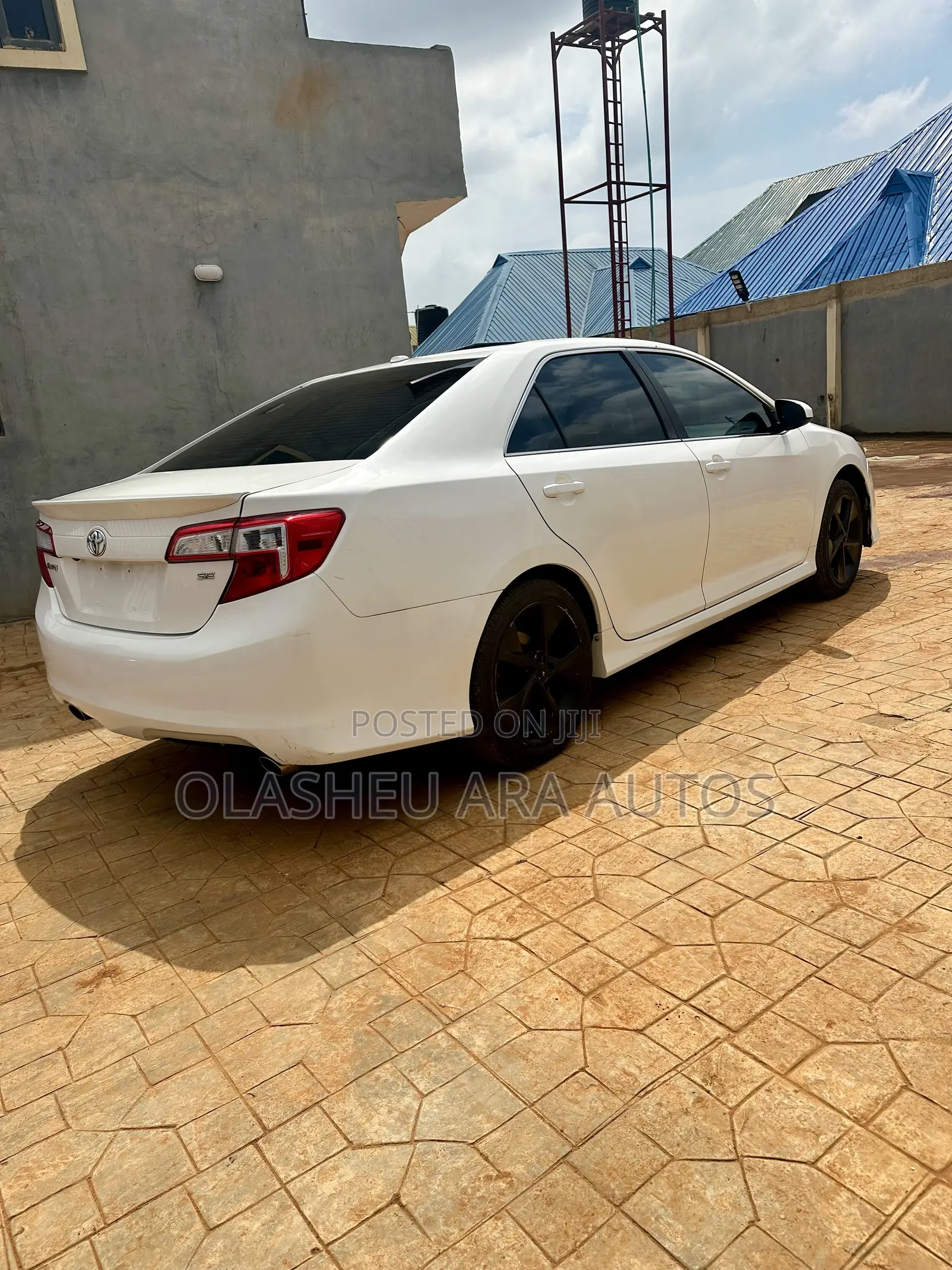 Toyota Camry SE Limited Edition 4dr Sedan (2.5L 4cyl 6A) 2012 White