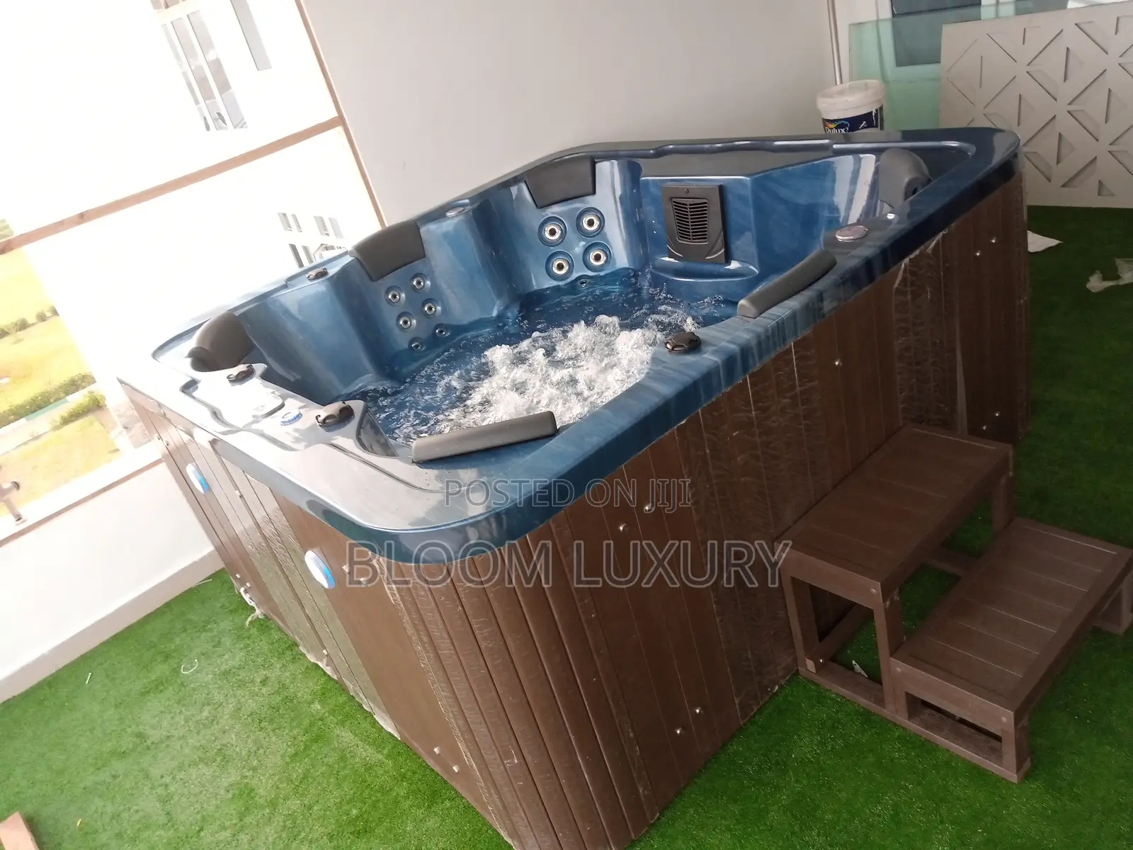 Spa Outdoor Message Jacuzzi Bathtub
