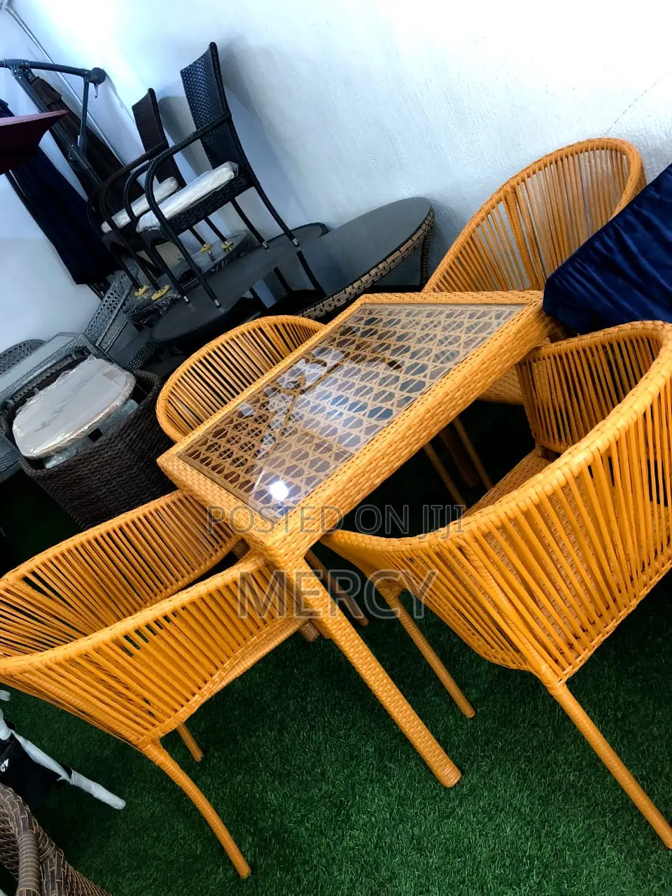 Quality Bar Table and Chairs With Foam
