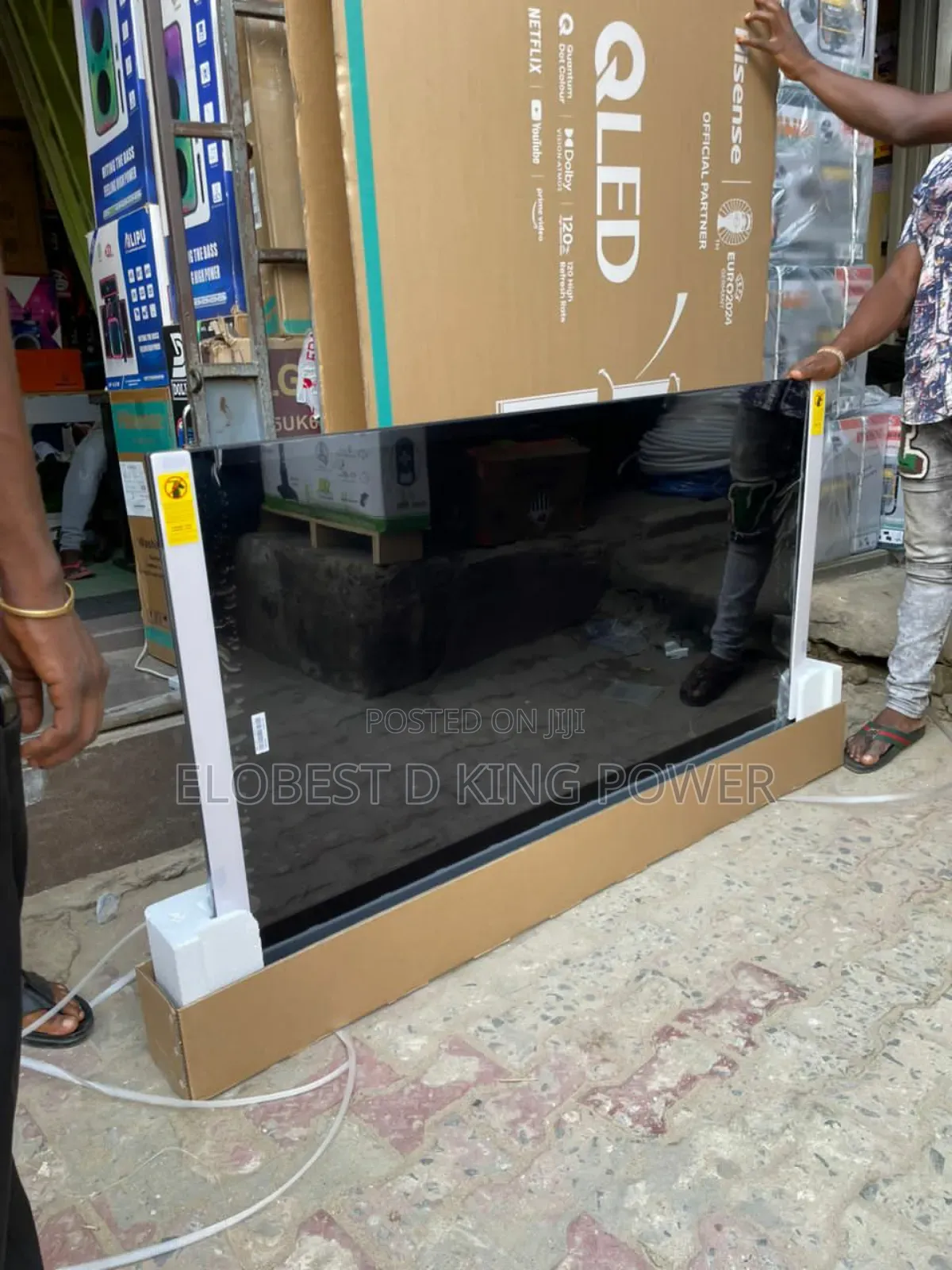 65inches Hisense UHD Smart Television