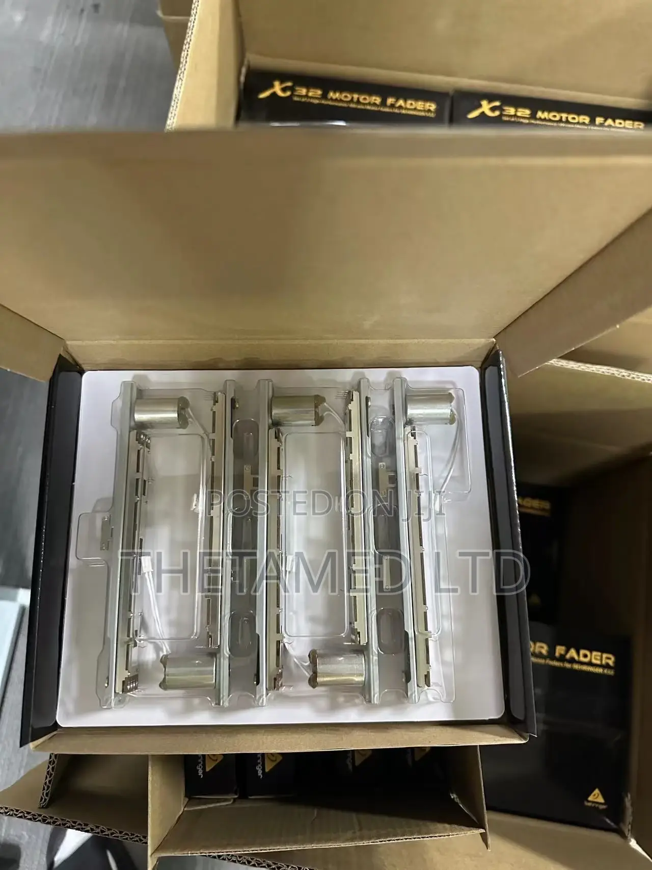 X32 Compact Motorized Fader