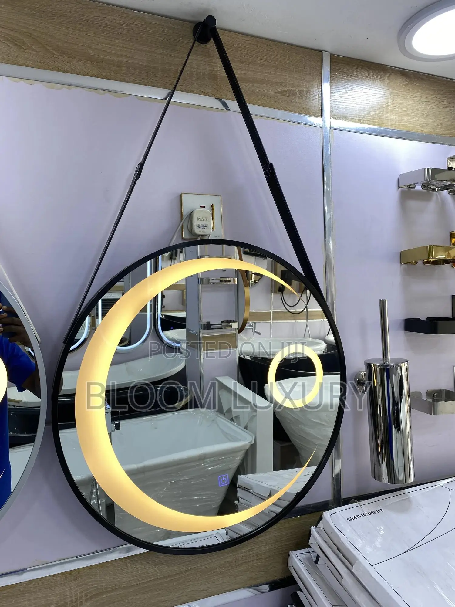 LED Belt Round Mirror 3 Color Lighting