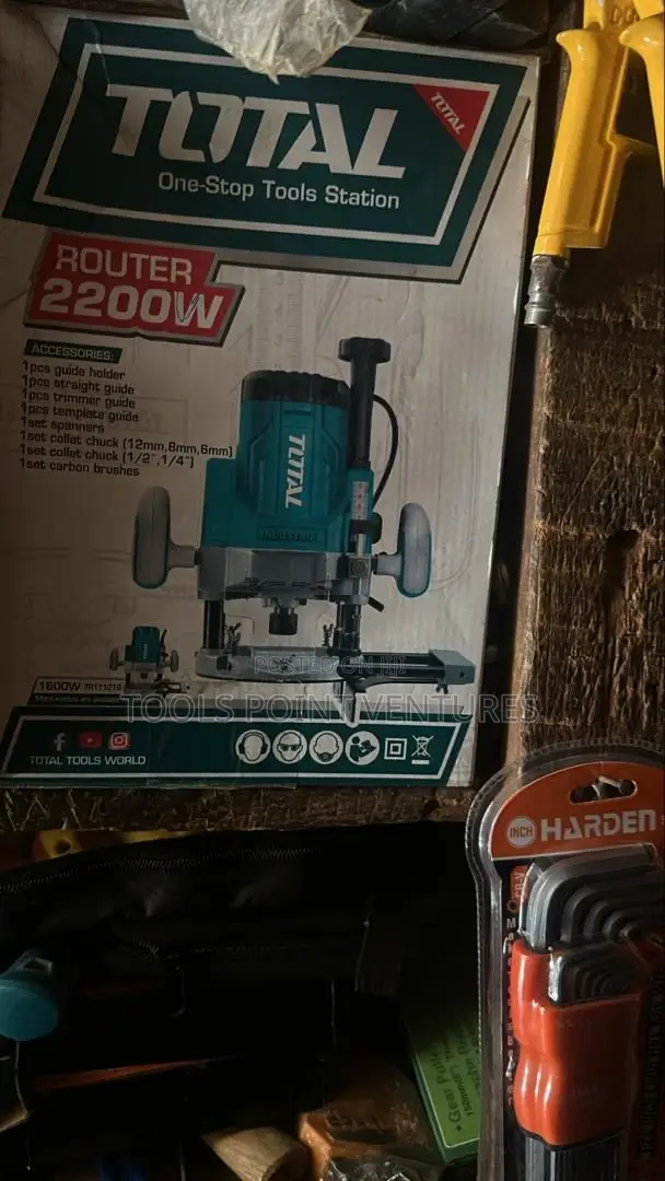 Total 2200 Watts Router Machine