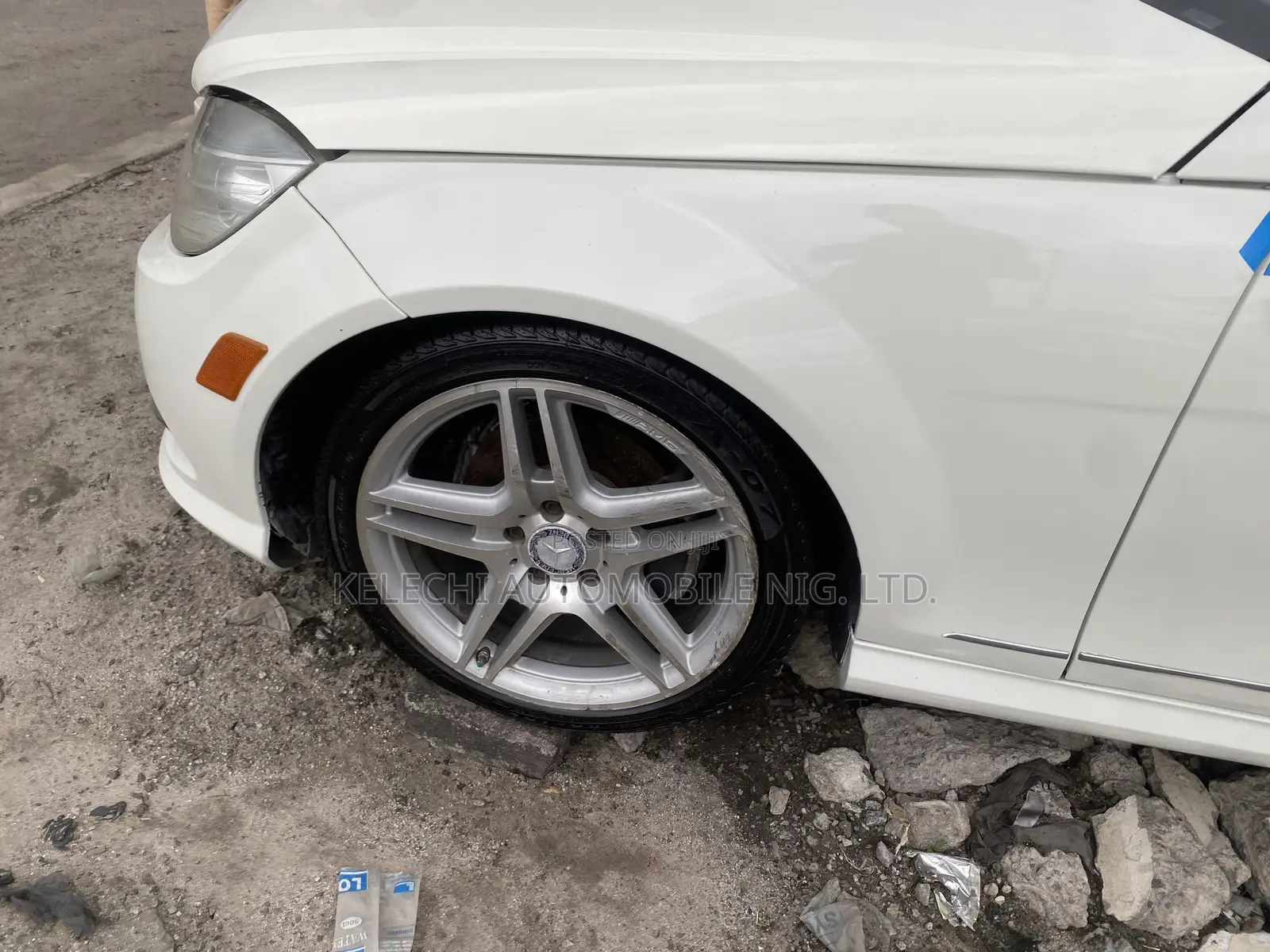 Mercedes-Benz C300 Luxury 4Matic Sedan AWD (3.0L 6cyl 7A) 2011 White