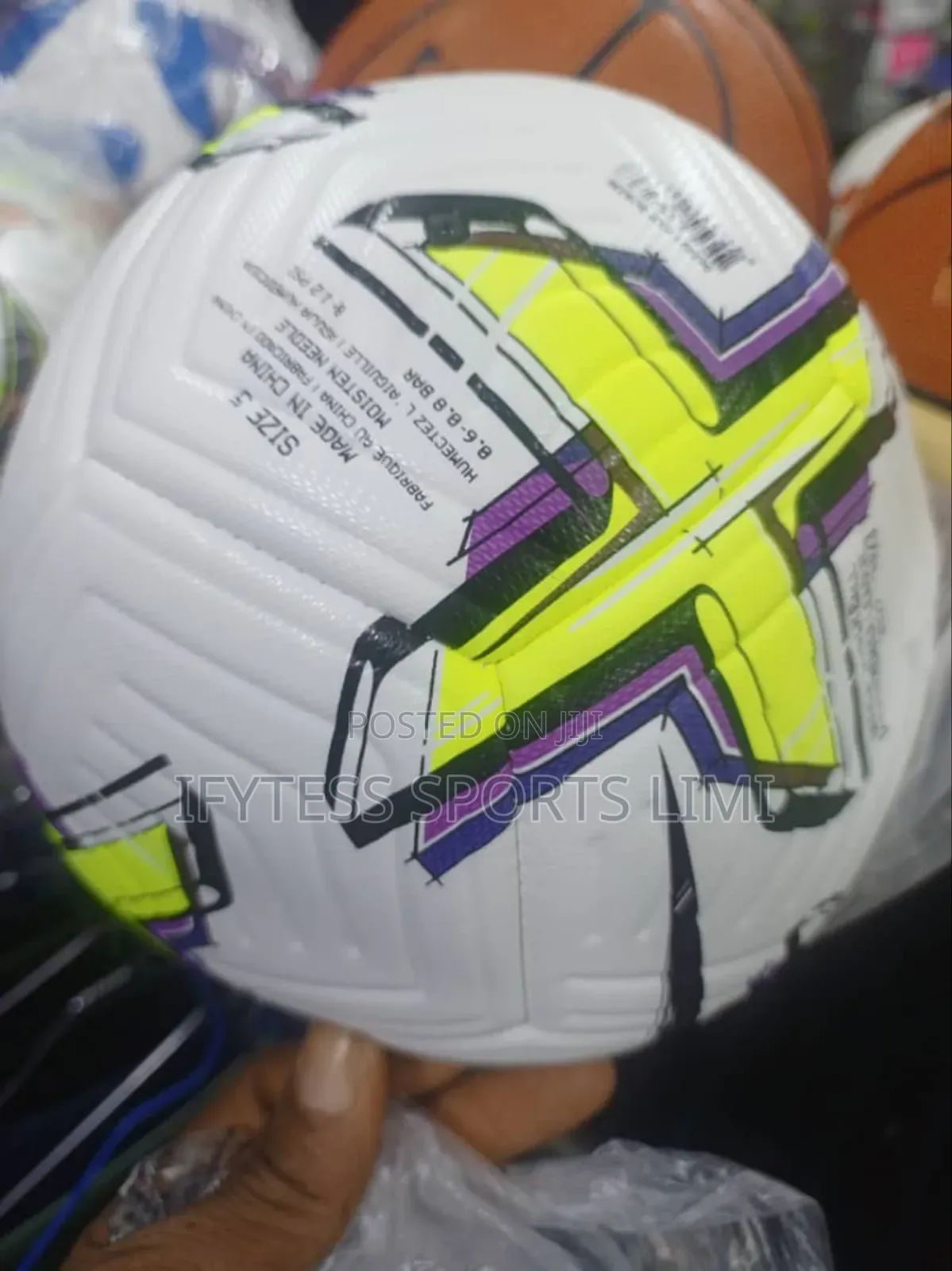 Premier League Nike Flight Standard Football.