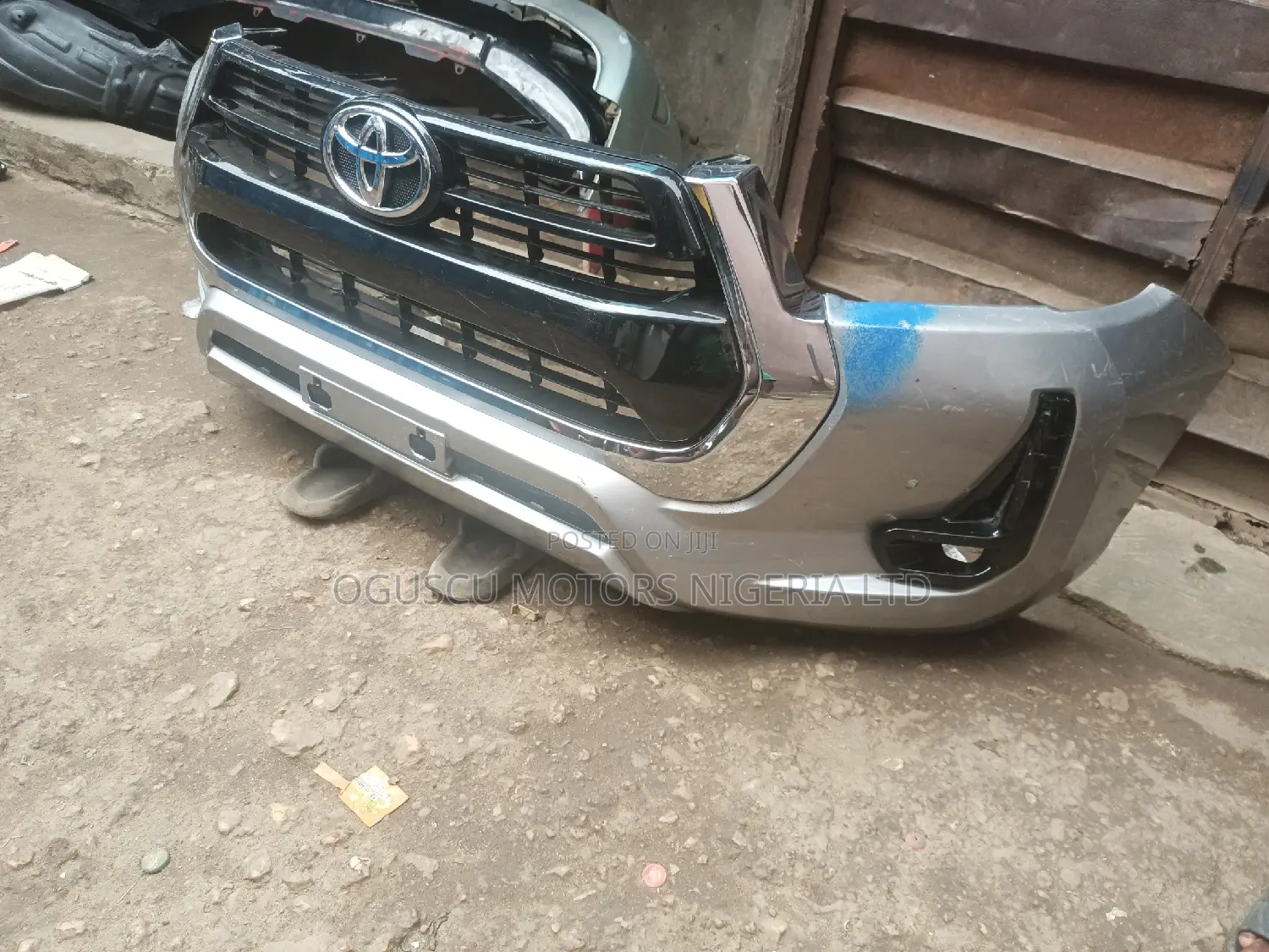 Complete Bumper Hilux 2021 to 2022 Model
