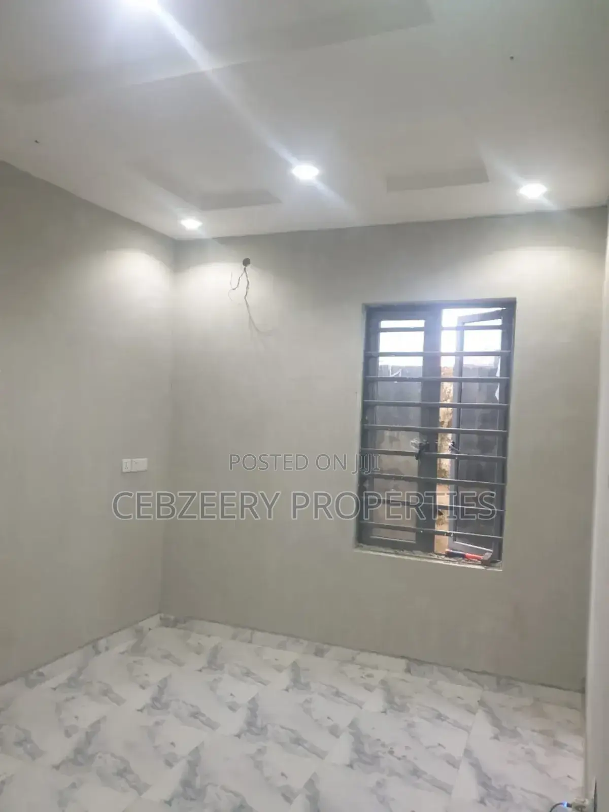 3bdrm Apartment in Dideolu, Ogba for sale