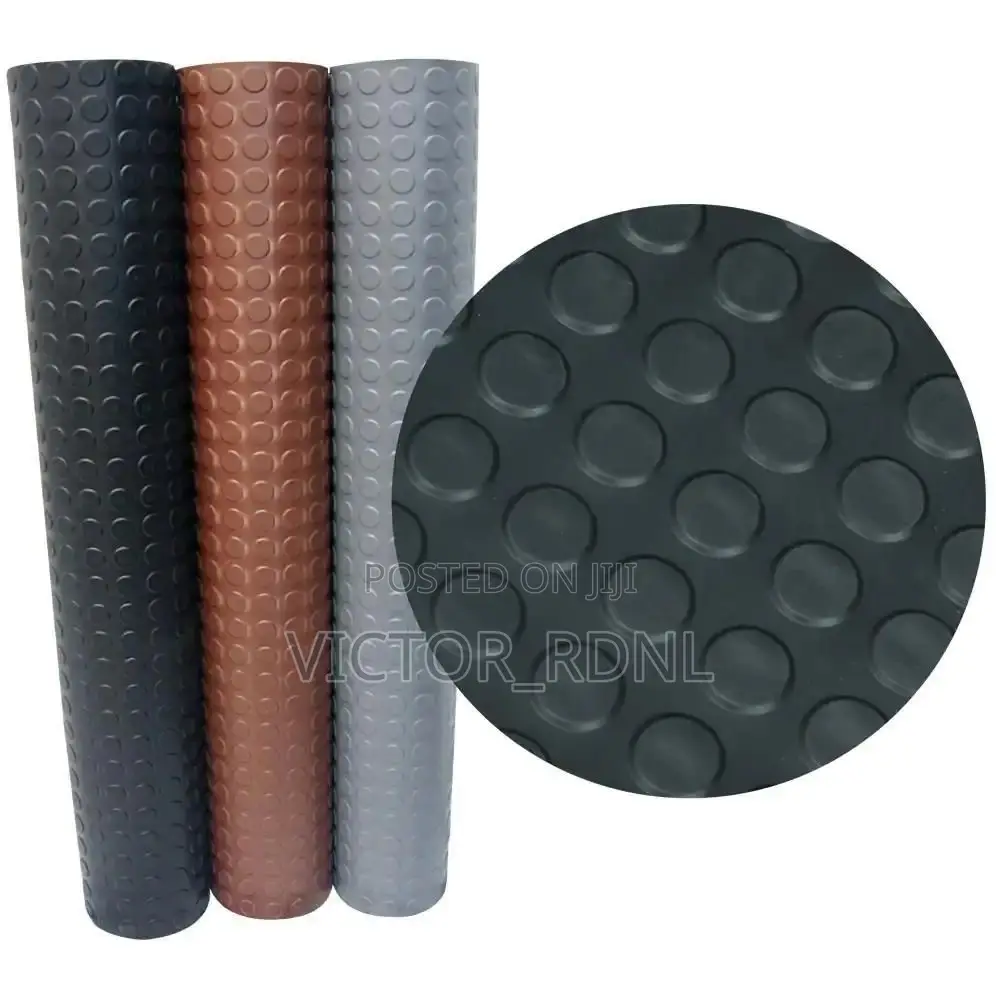 Round Button Carpet