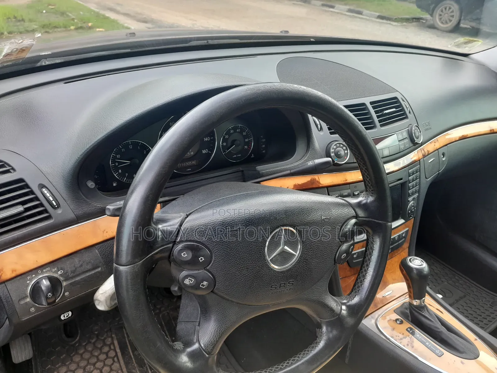Mercedes-Benz E350 Base 4Matic Sedan AWD (3.5L 6cyl 5A) 2009 Brown