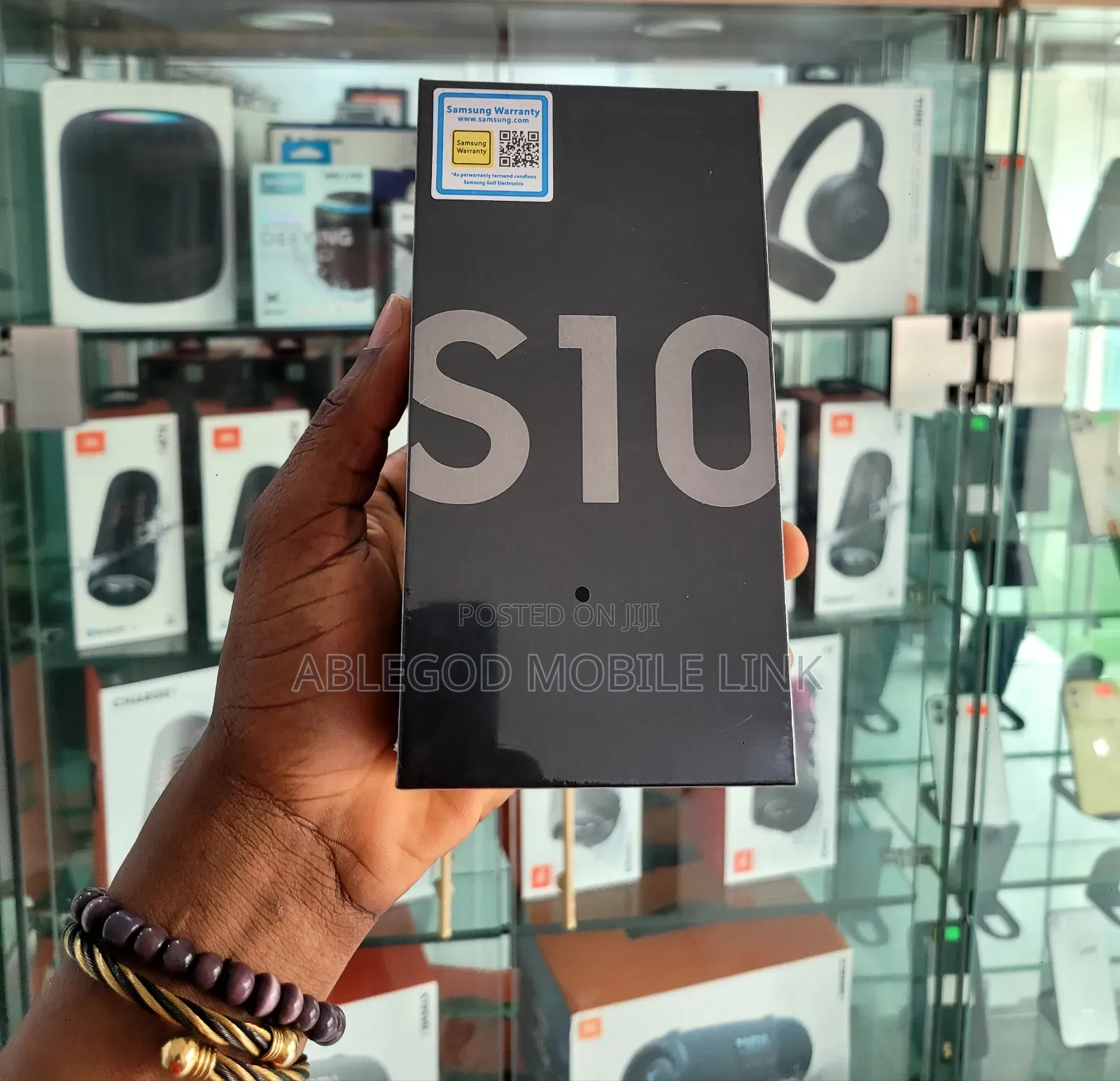 New Samsung Galaxy S10 128 GB Black
