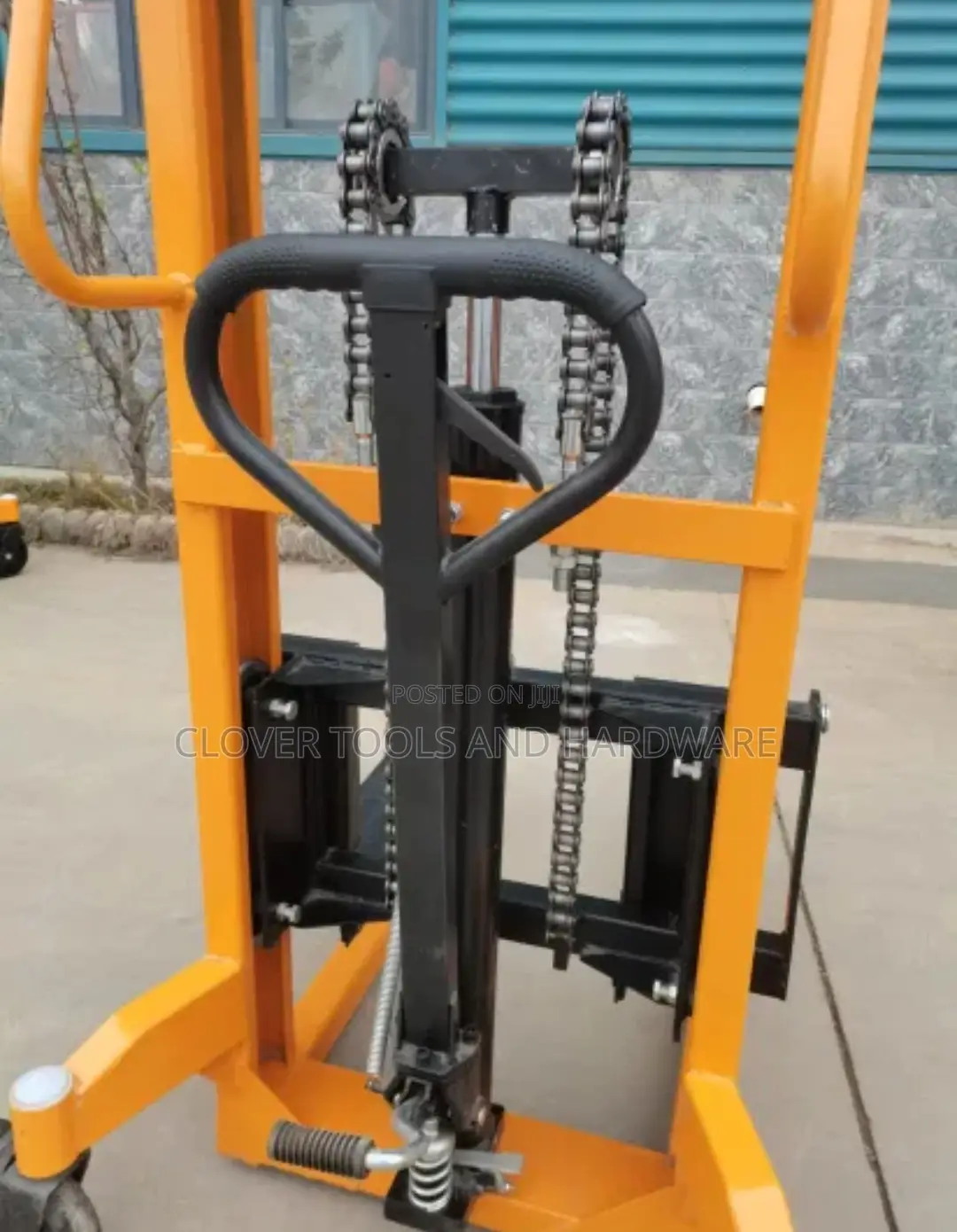 High Quality 2ton Stacker Truck Hydraulic Manual Forklift