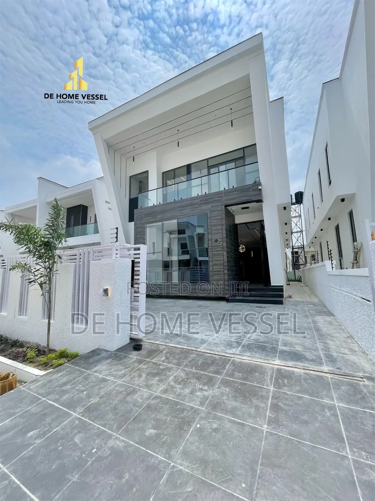 5bdrm Duplex in Ajah for sale
