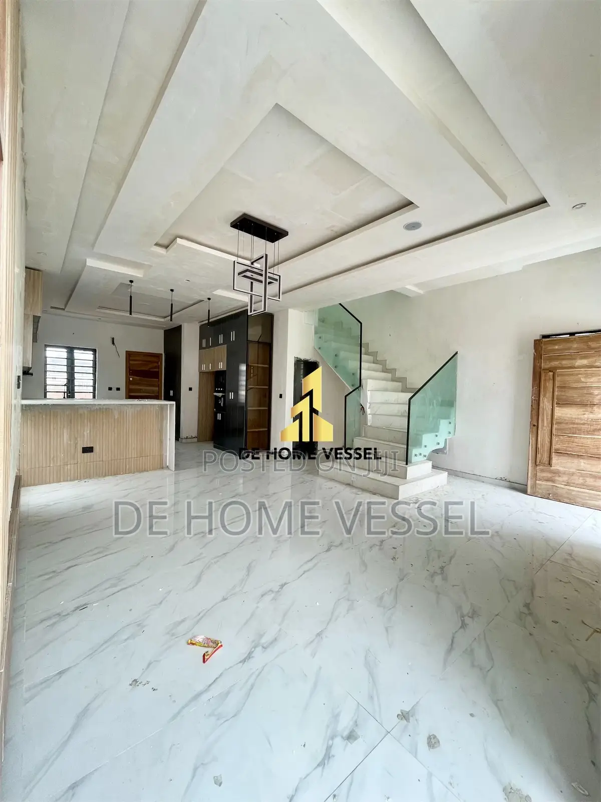 4bdrm Duplex in Ikota for sale