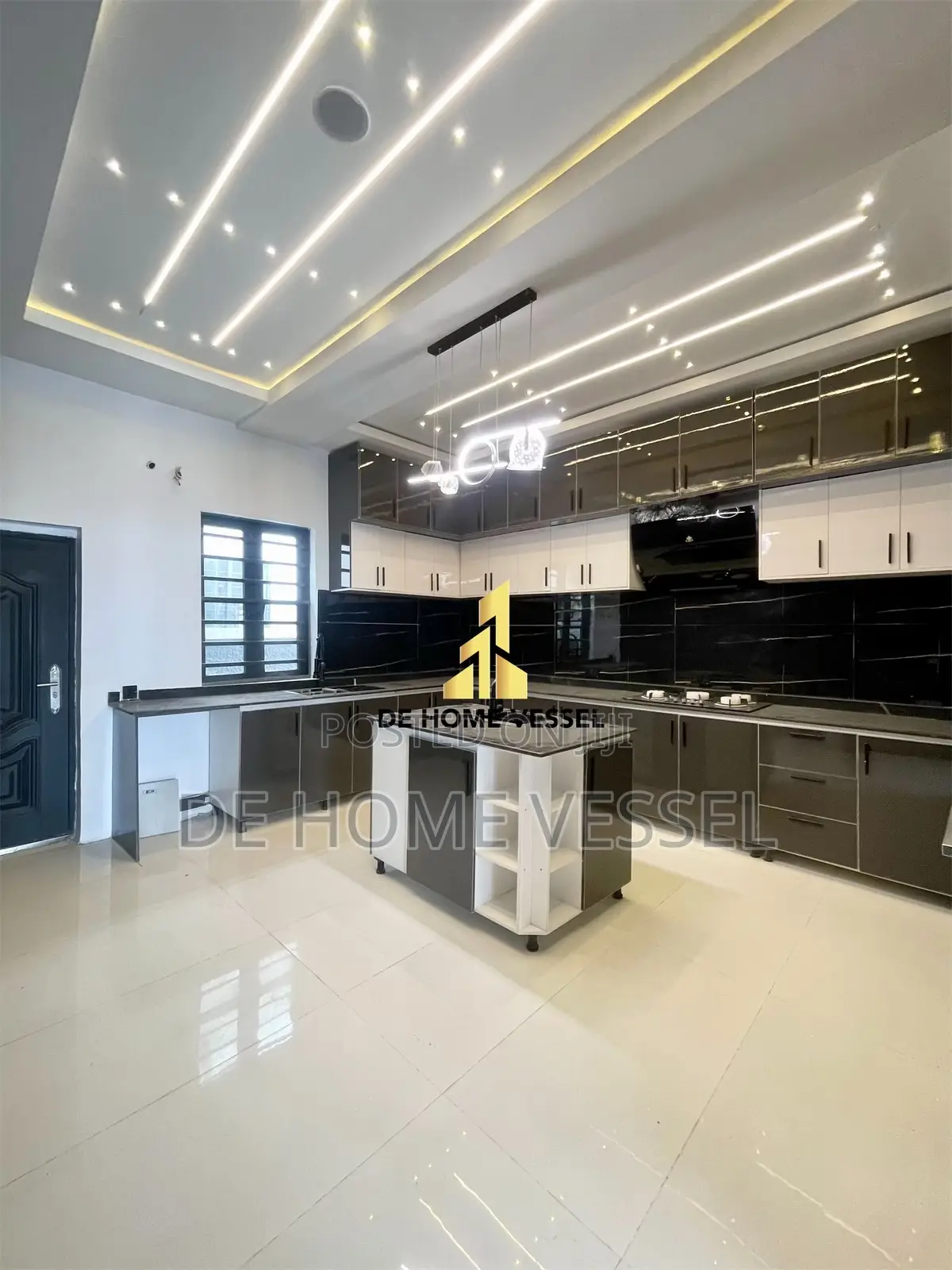 4bdrm Duplex in Ajah for sale