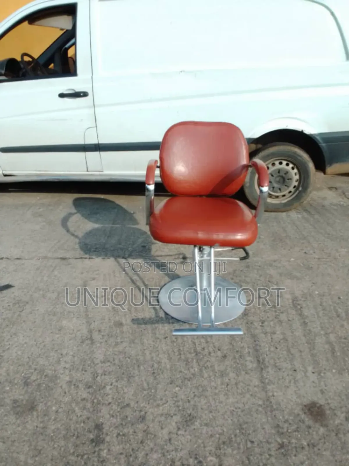 Imported Executive Salon Rolling Barber Chair