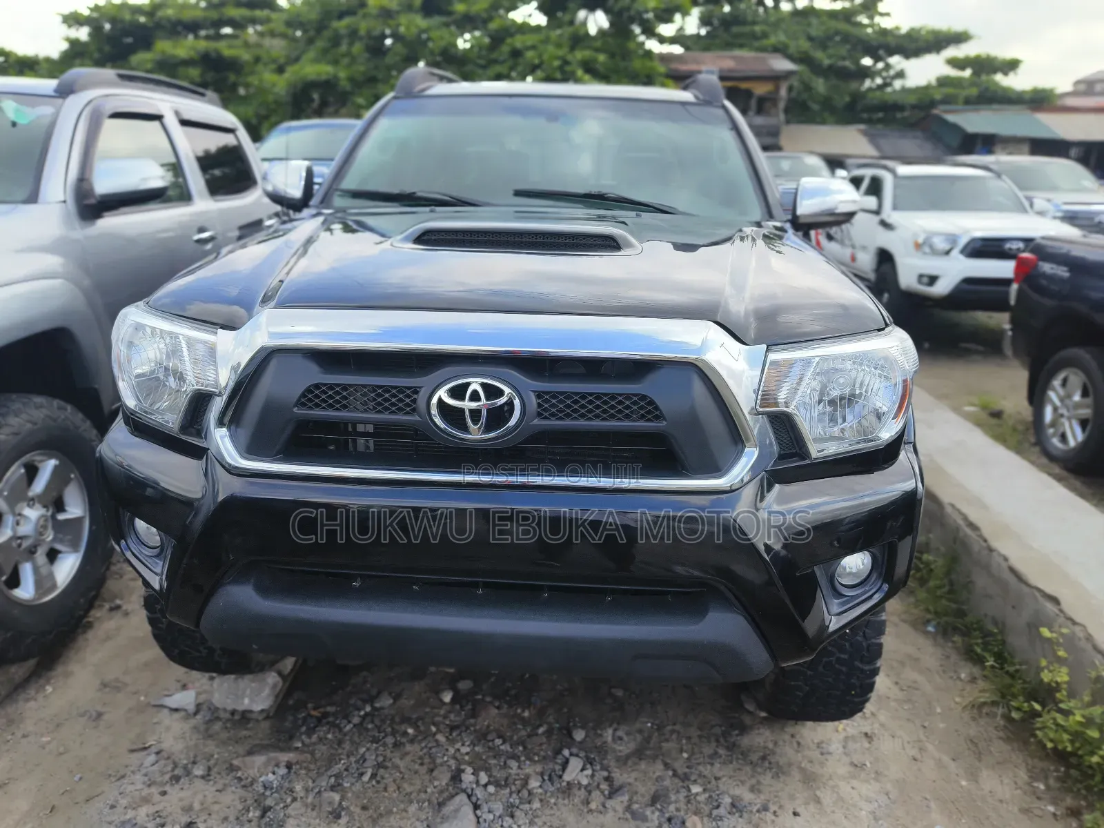 Toyota Tacoma 2015 Red