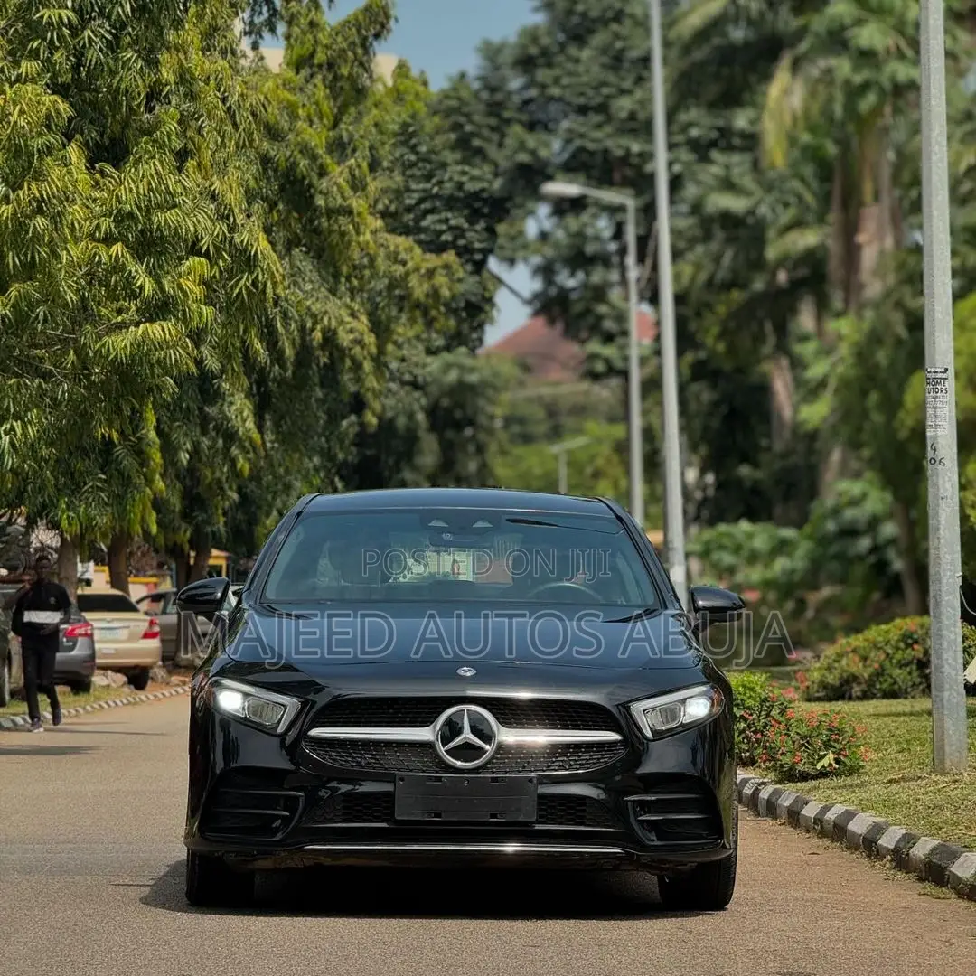 Mercedes-Benz A-Class Base A 220 FWD 2020 Black