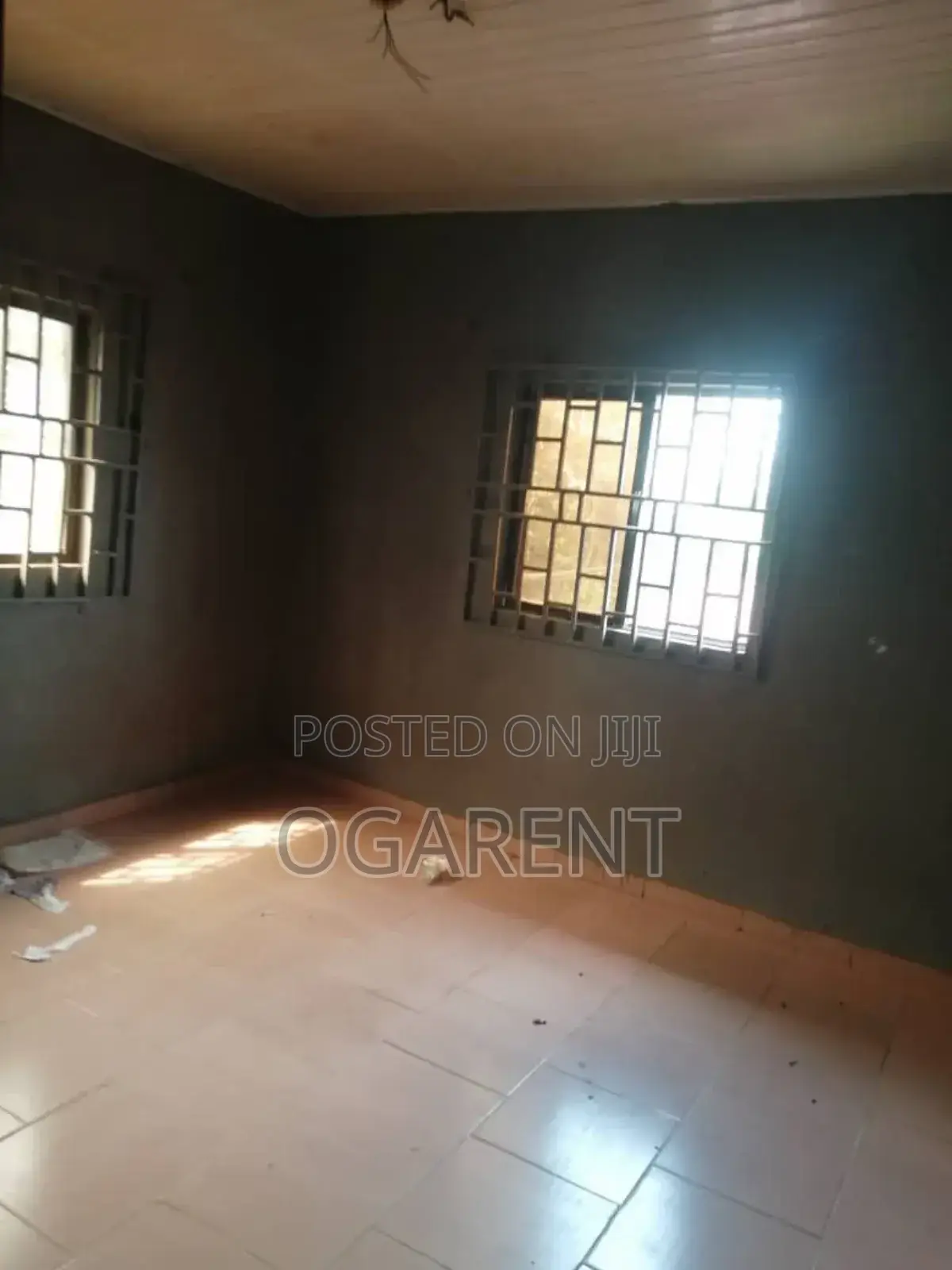 3bdrm Apartment in Sapele Road, Benin City for rent