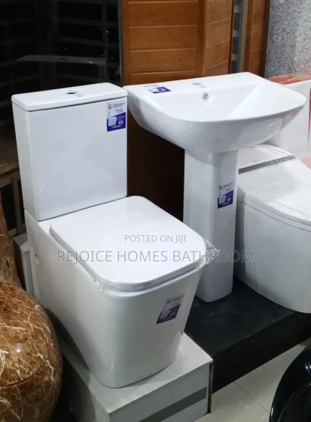 Quality Executive Water Closet