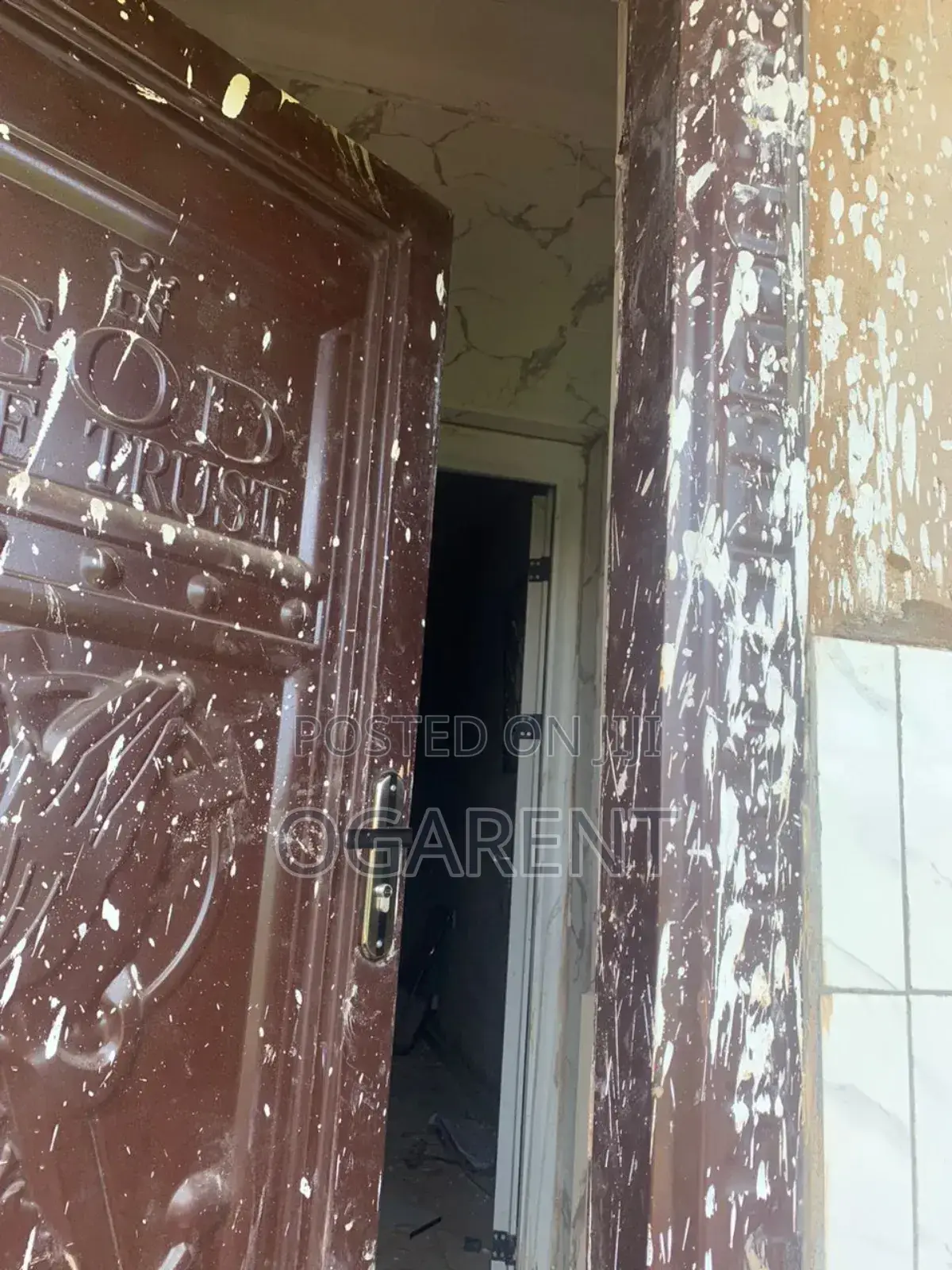 3bdrm Apartment in G.R.A, Benin City for rent