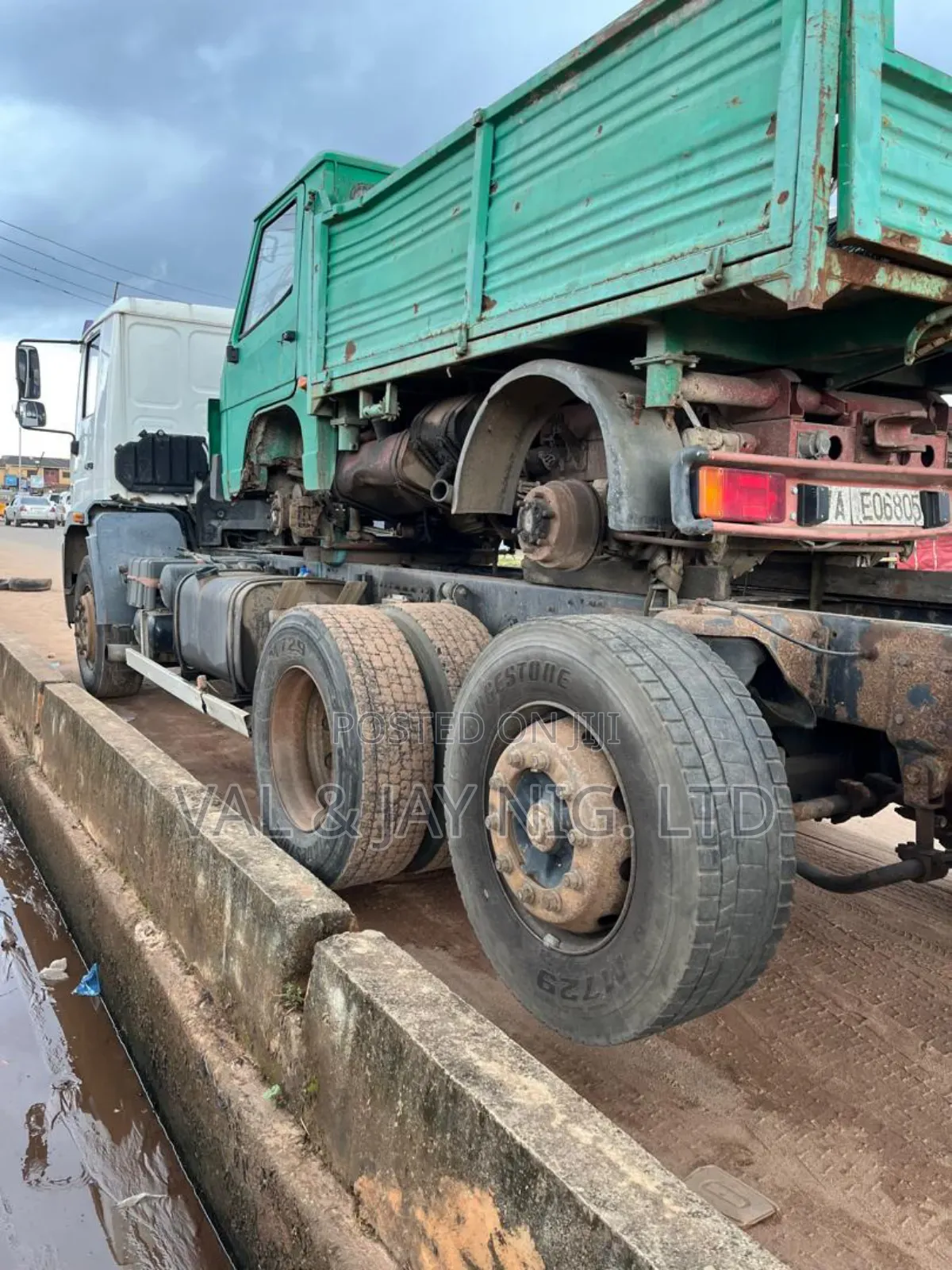Man Diesel Truck Head 8 Tyres - M2000 - Foreign Use