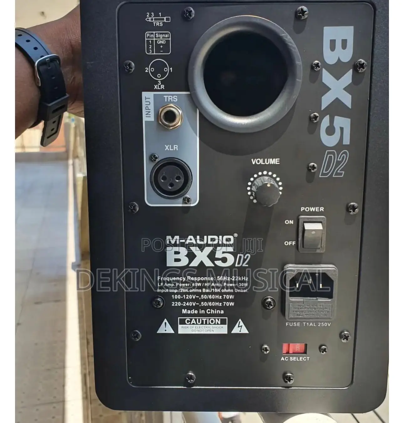 M-Audio BX5 D2 5′′ Powered Studio Monitor Speakers – (Pair)