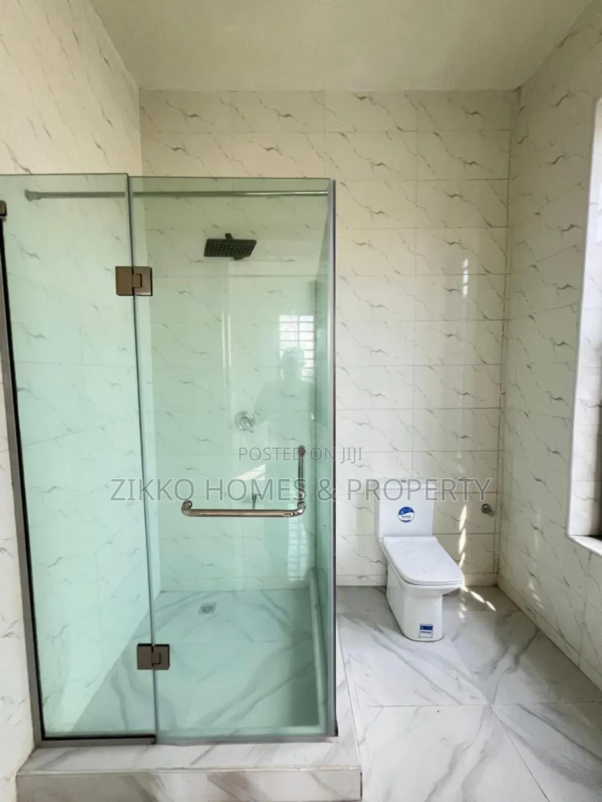 2bdrm Apartment in Lekki for sale
