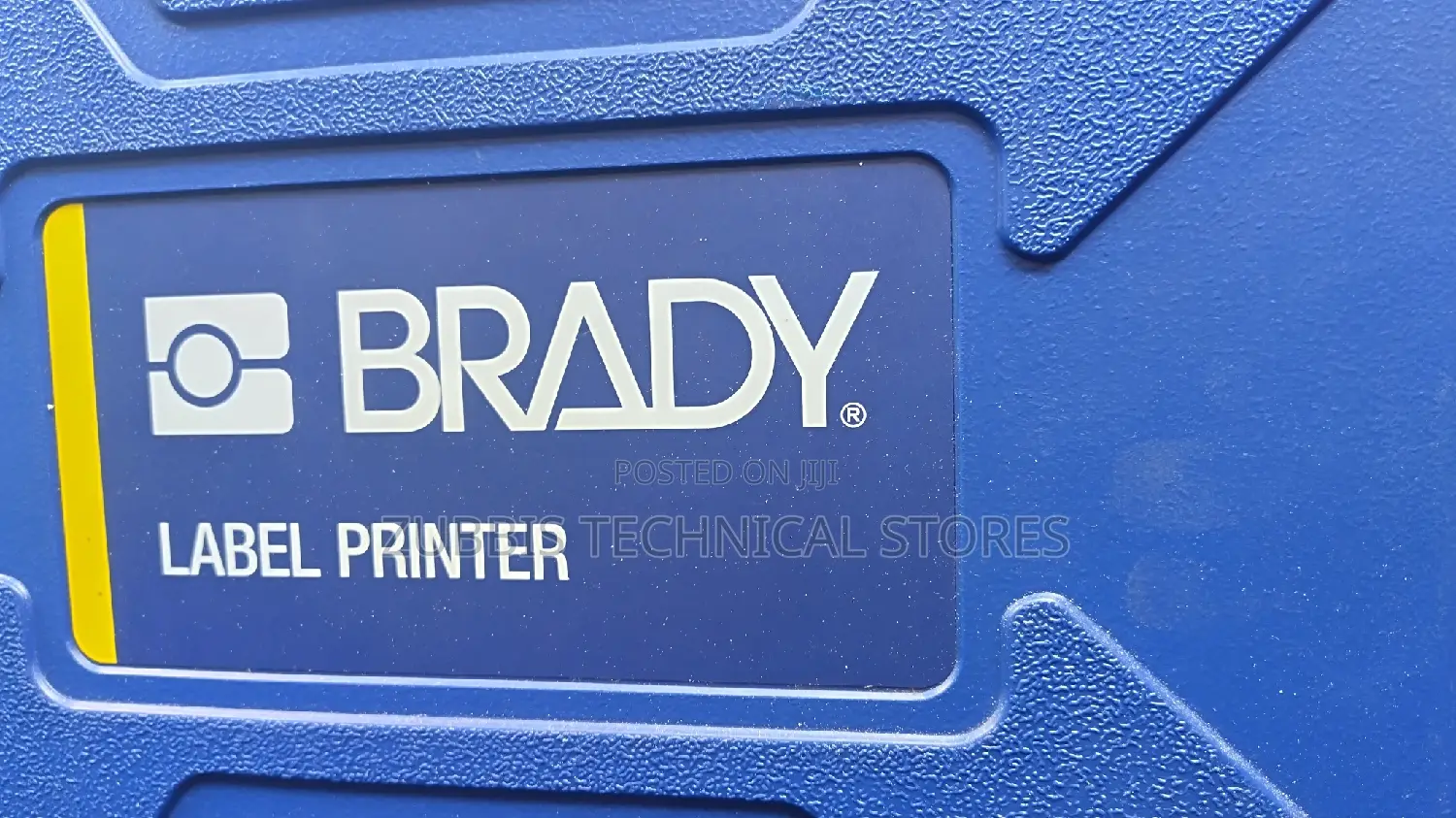 Brandy Labelling Machine