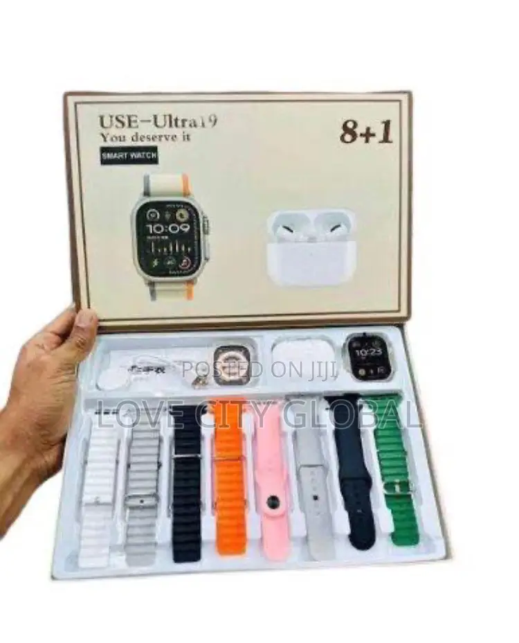 Use-Ultra19 Smart Watch 11in1 Amoled Display, Earpod,8 Strap