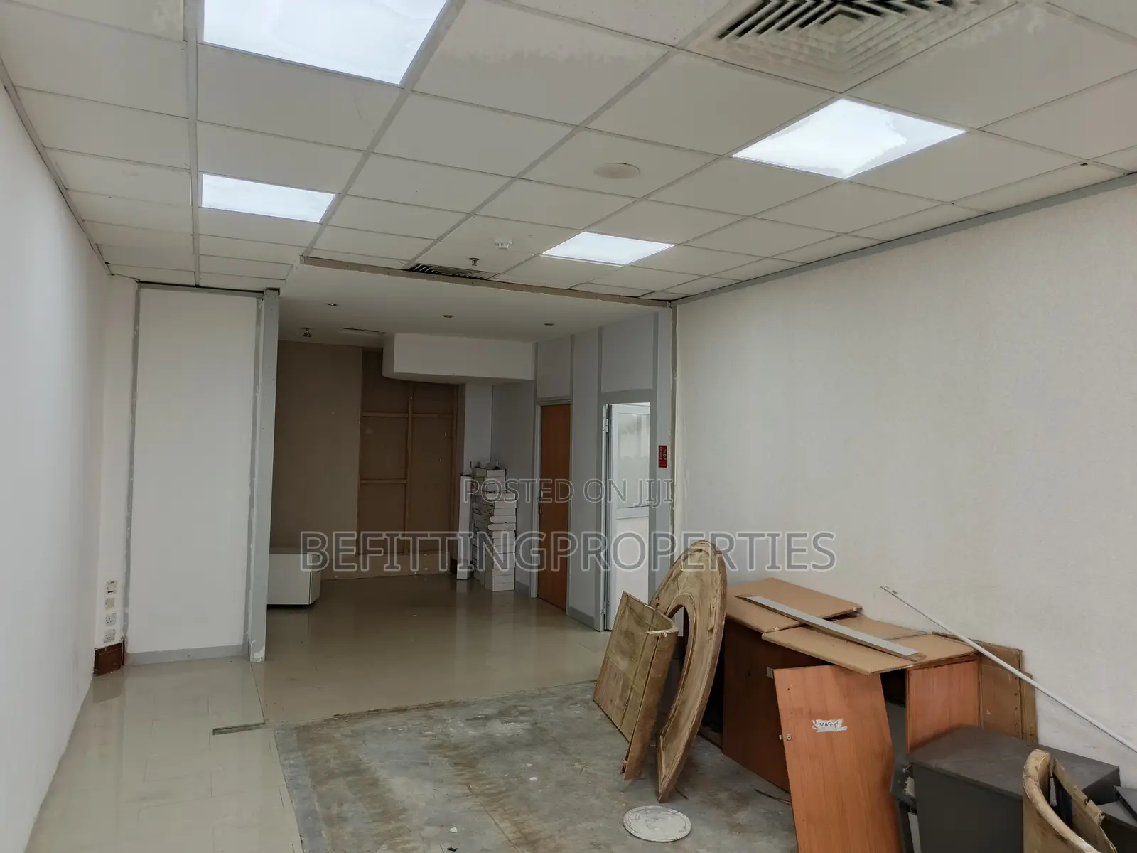 Sea View Office Space -- 215 SQM 292 SQM