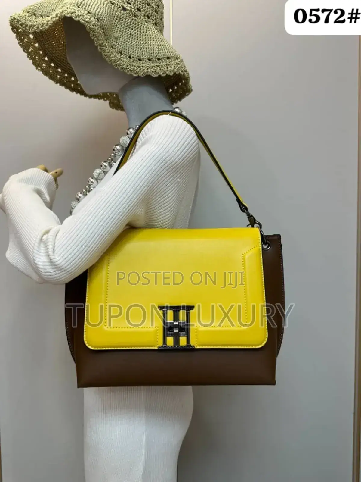 Luxury Hermes Bag Available in Various Colours