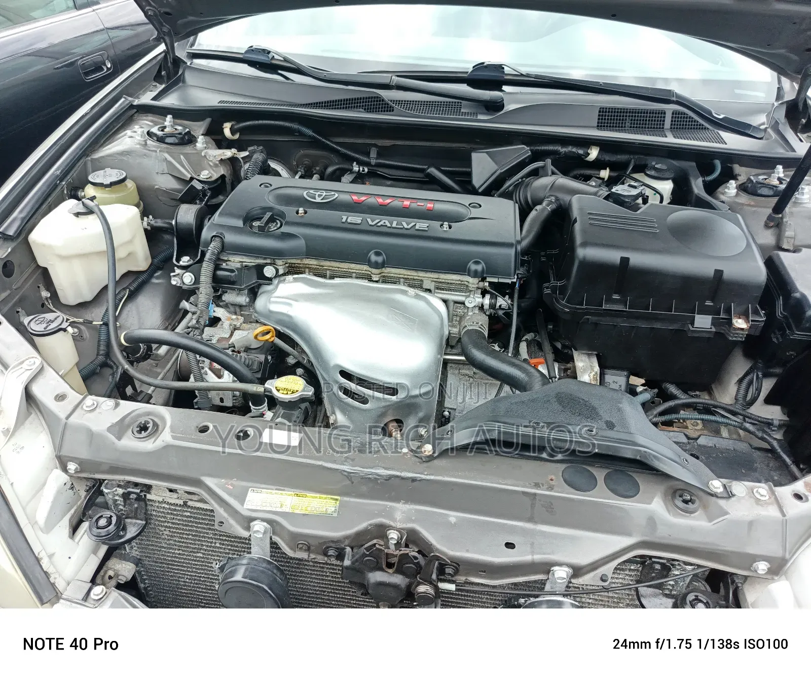 Toyota Camry 2004 Gray
