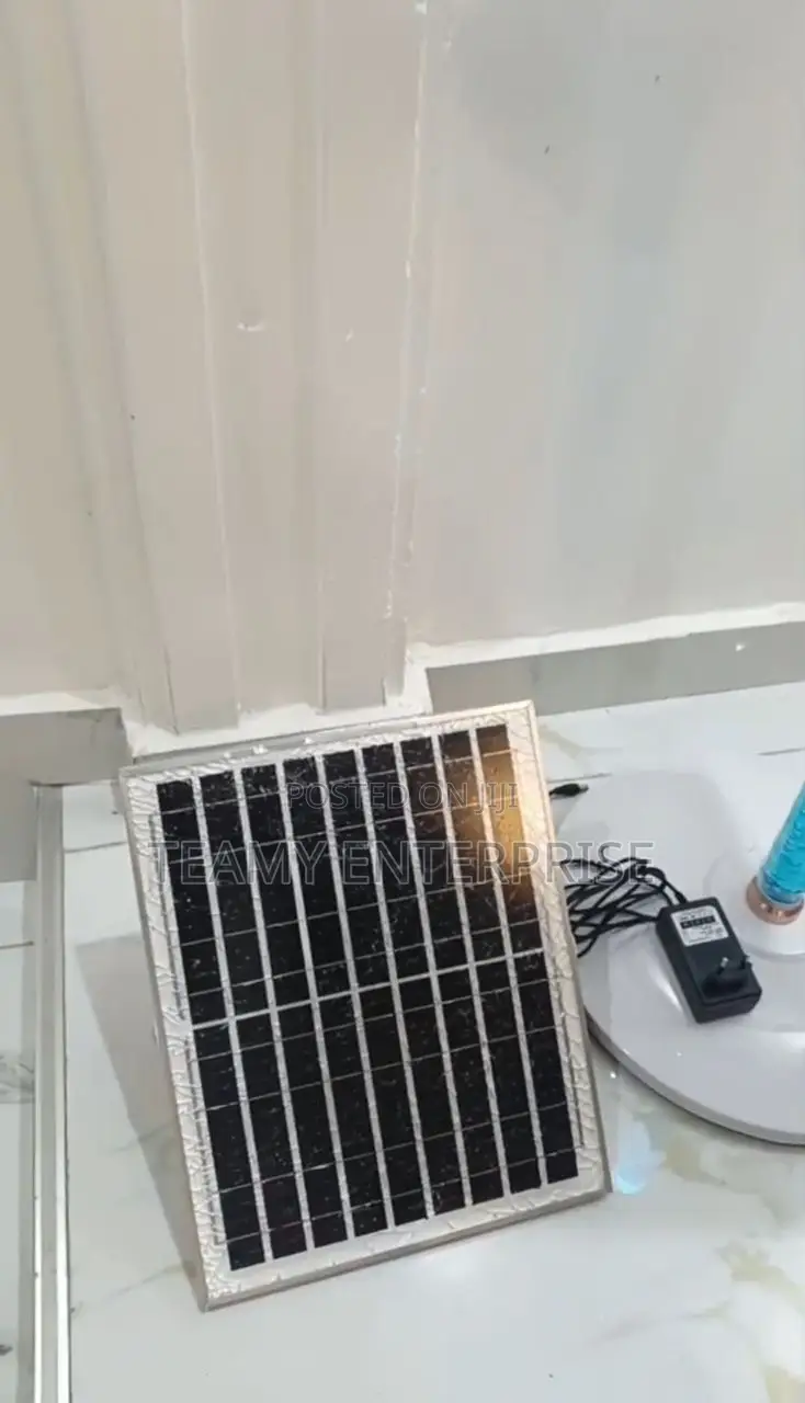 16” Solar Rechargeable Fan With Panel and Remote