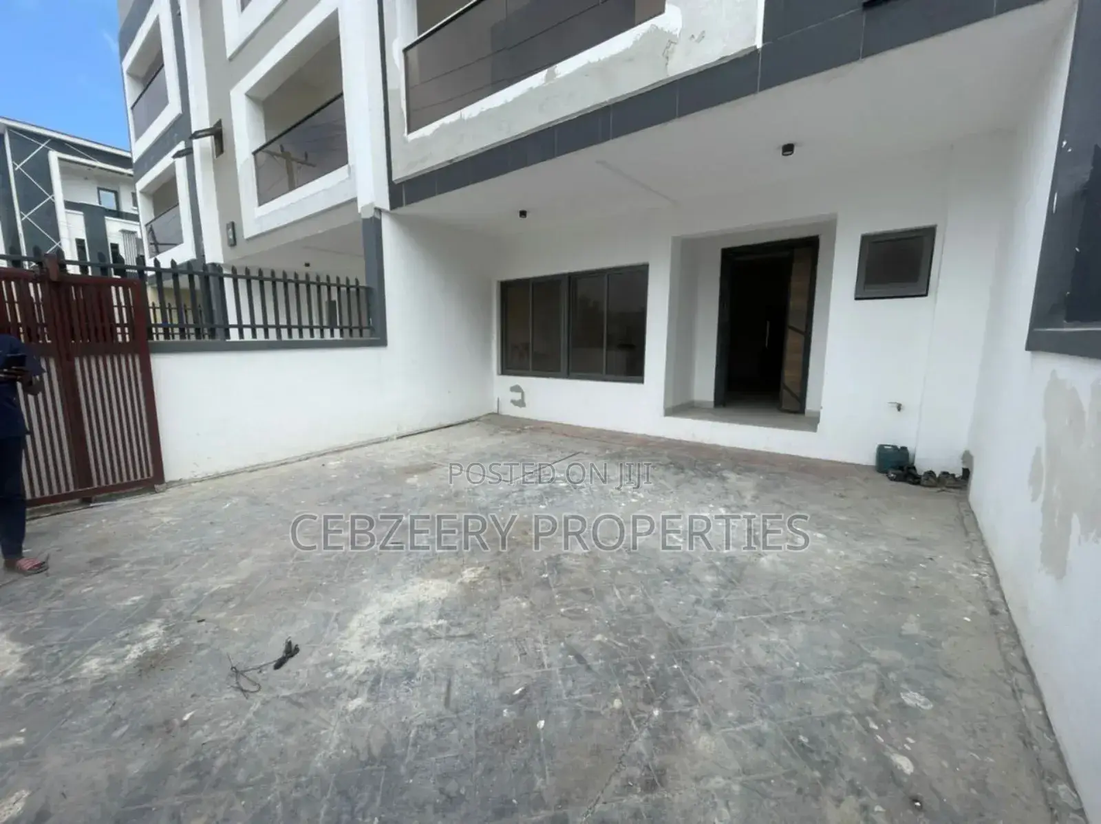 4bdrm Duplex in Ikate for sale